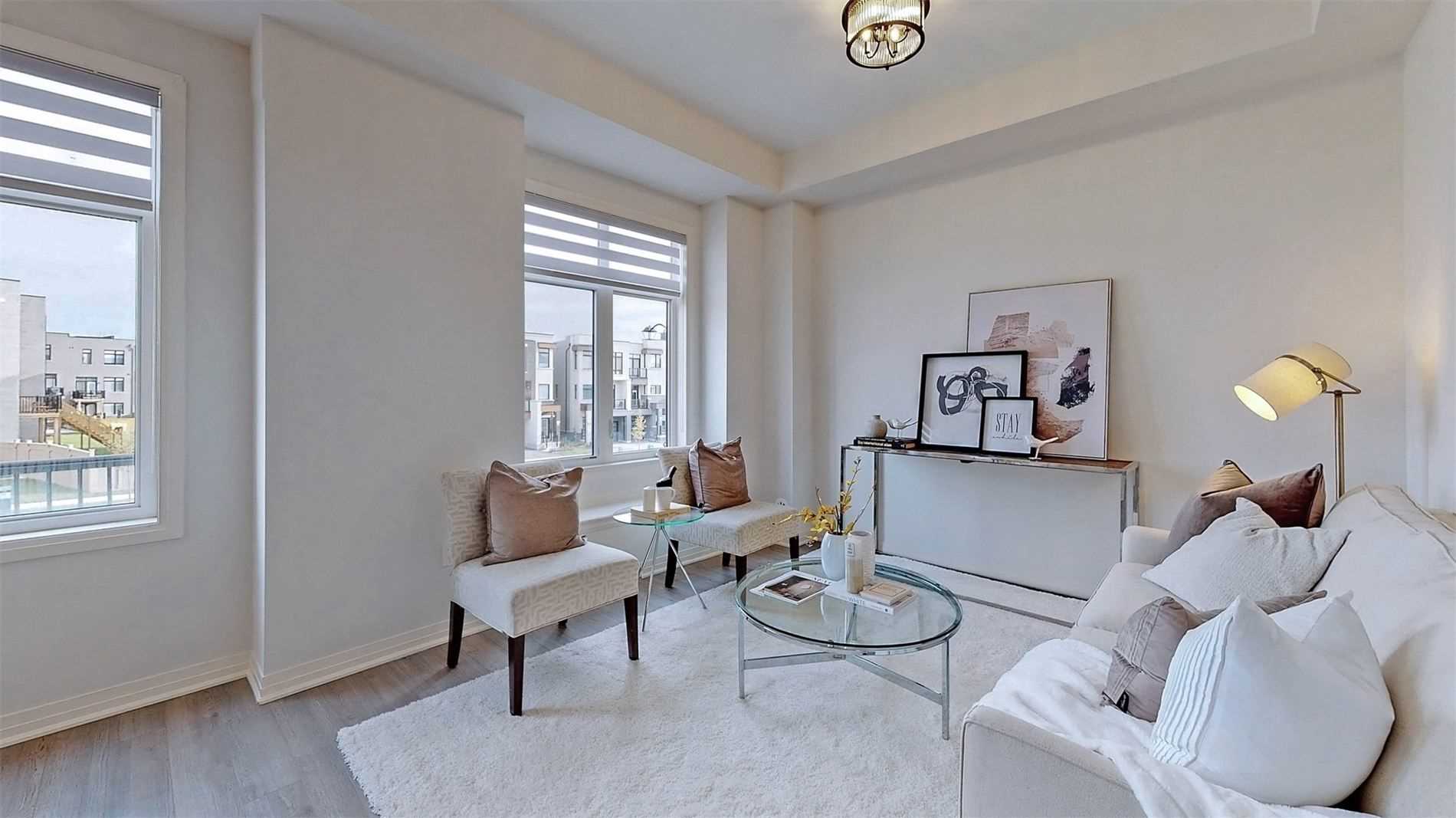 262 Thomas Cook Ave