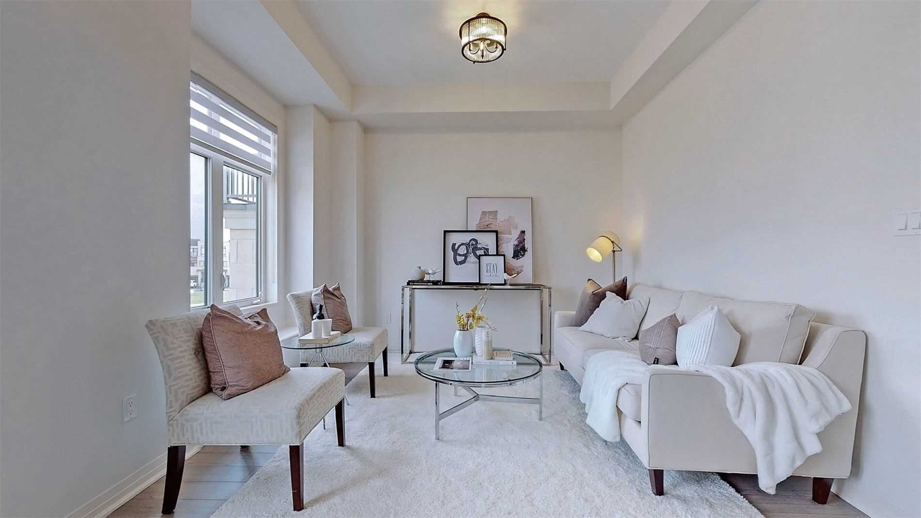 262 Thomas Cook Ave