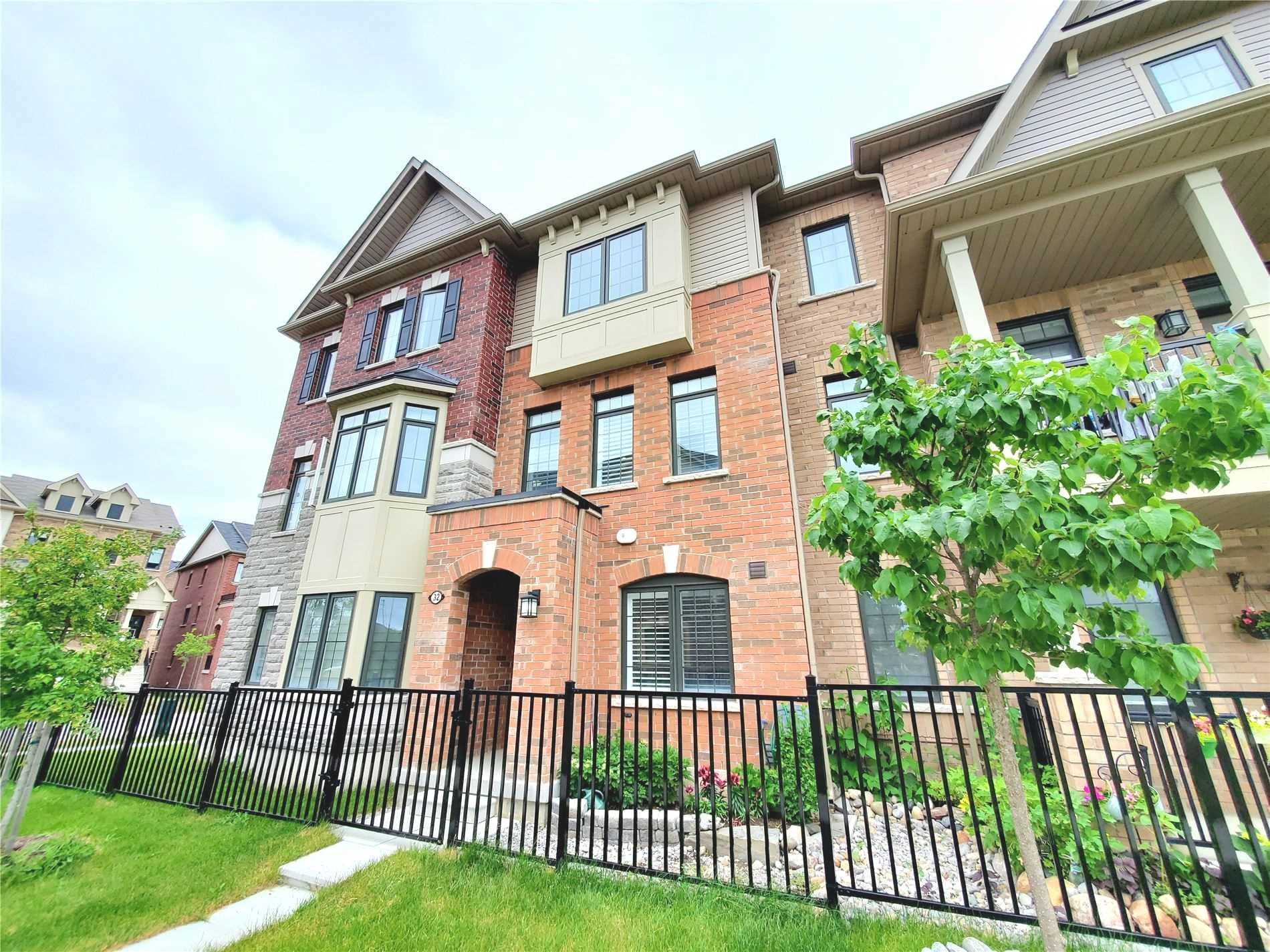 32 Cafaro Lane