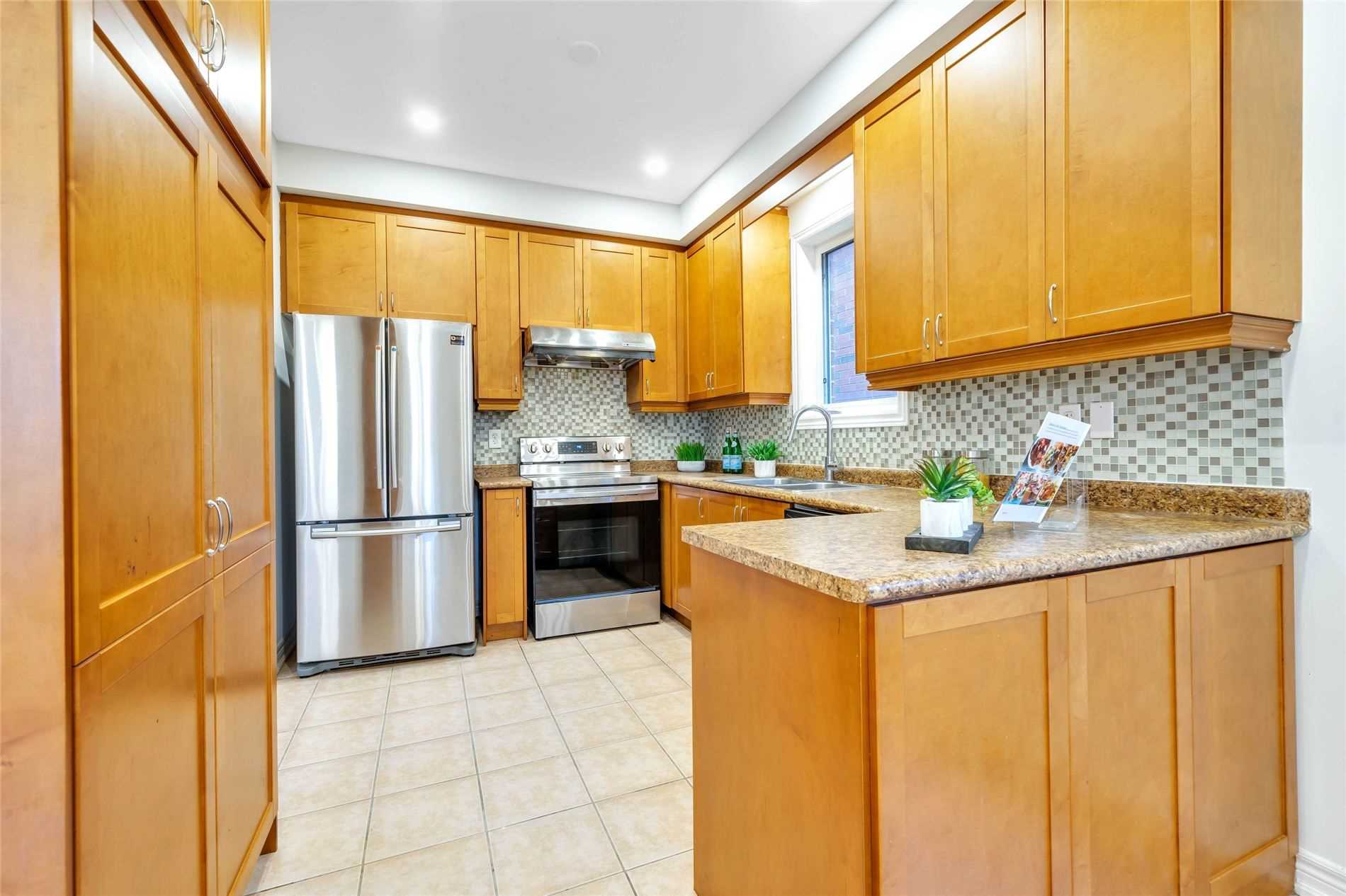 36 Richard Daley Dr