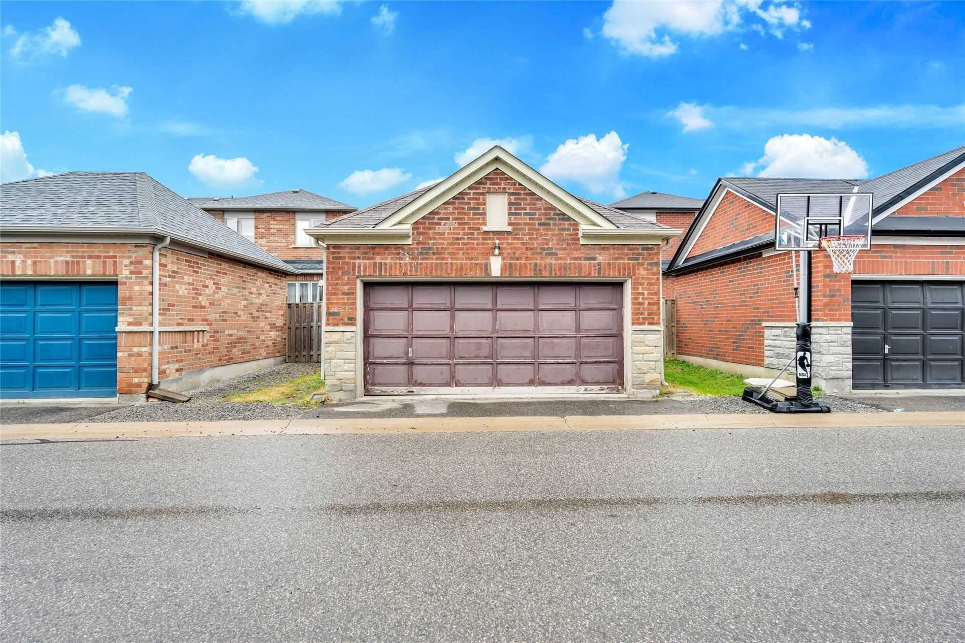 36 Richard Daley Dr