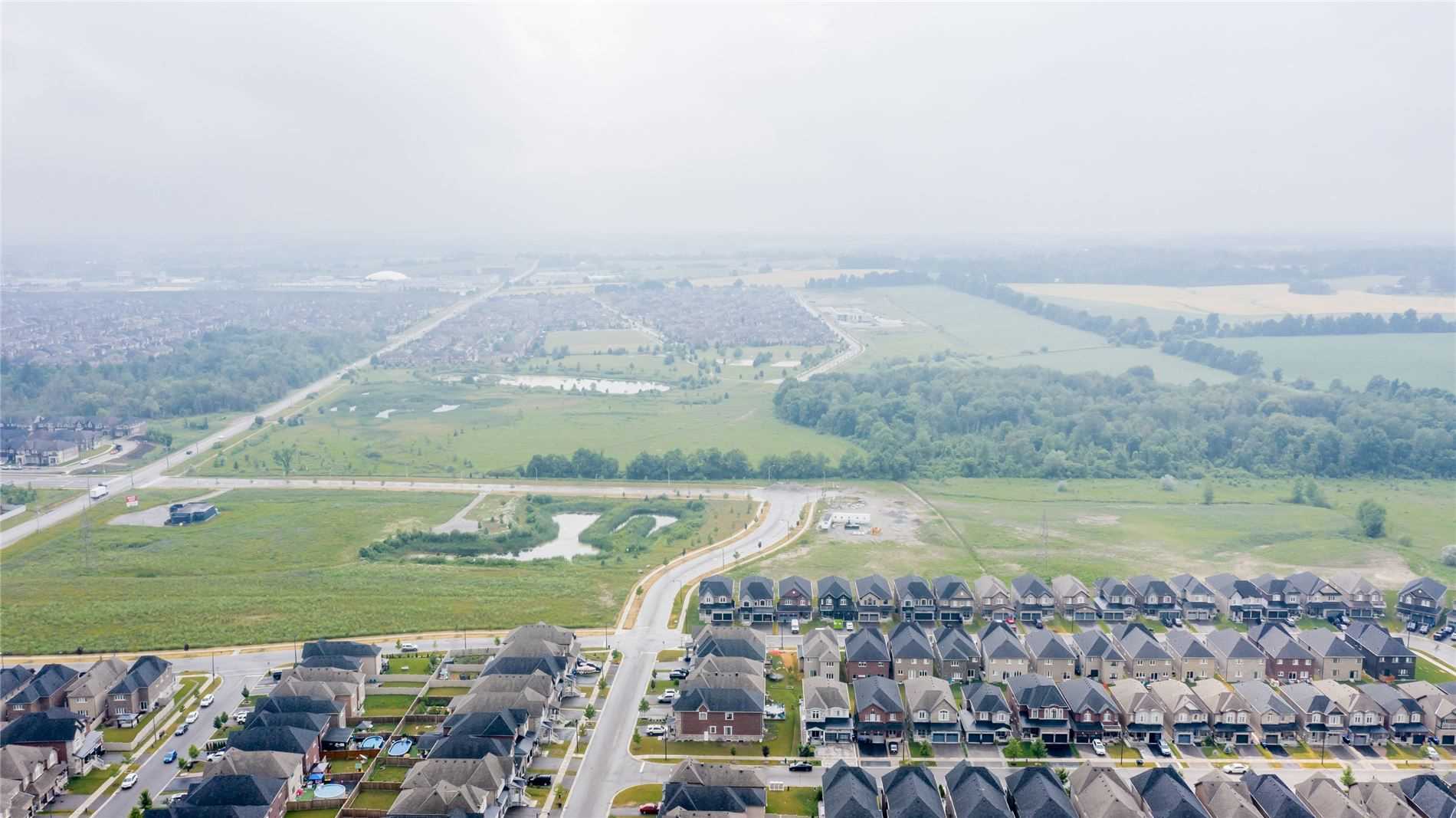 323 Chelsea Cres