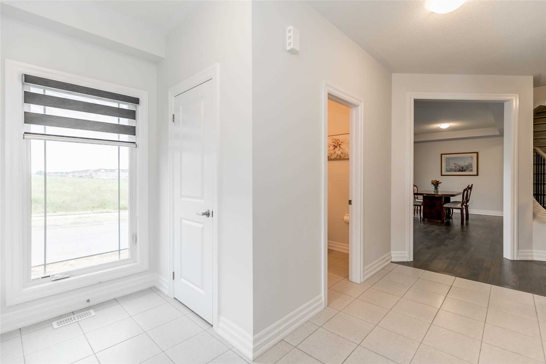 323 Chelsea Cres