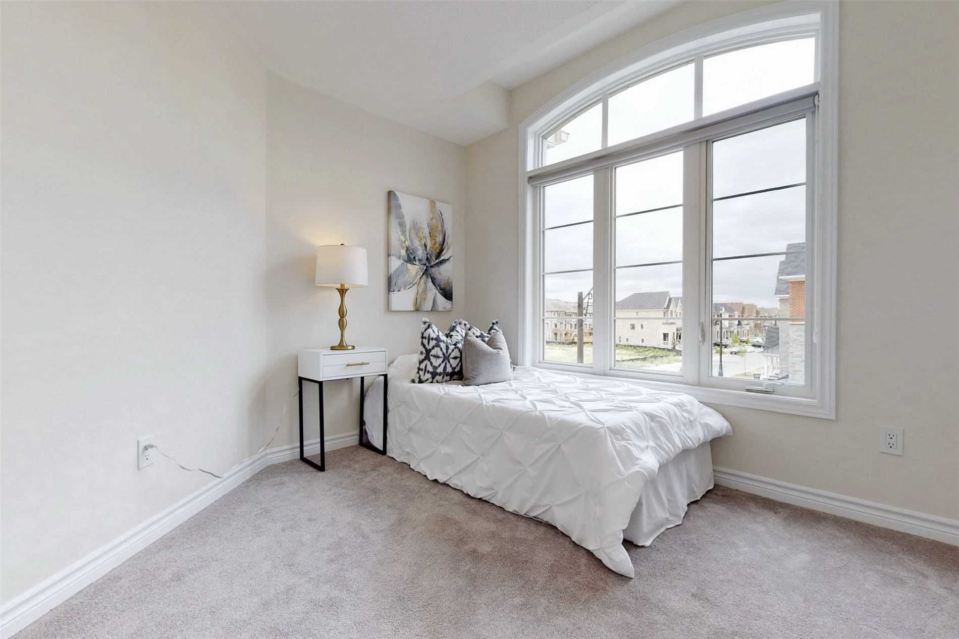 158 Farooq Blvd
