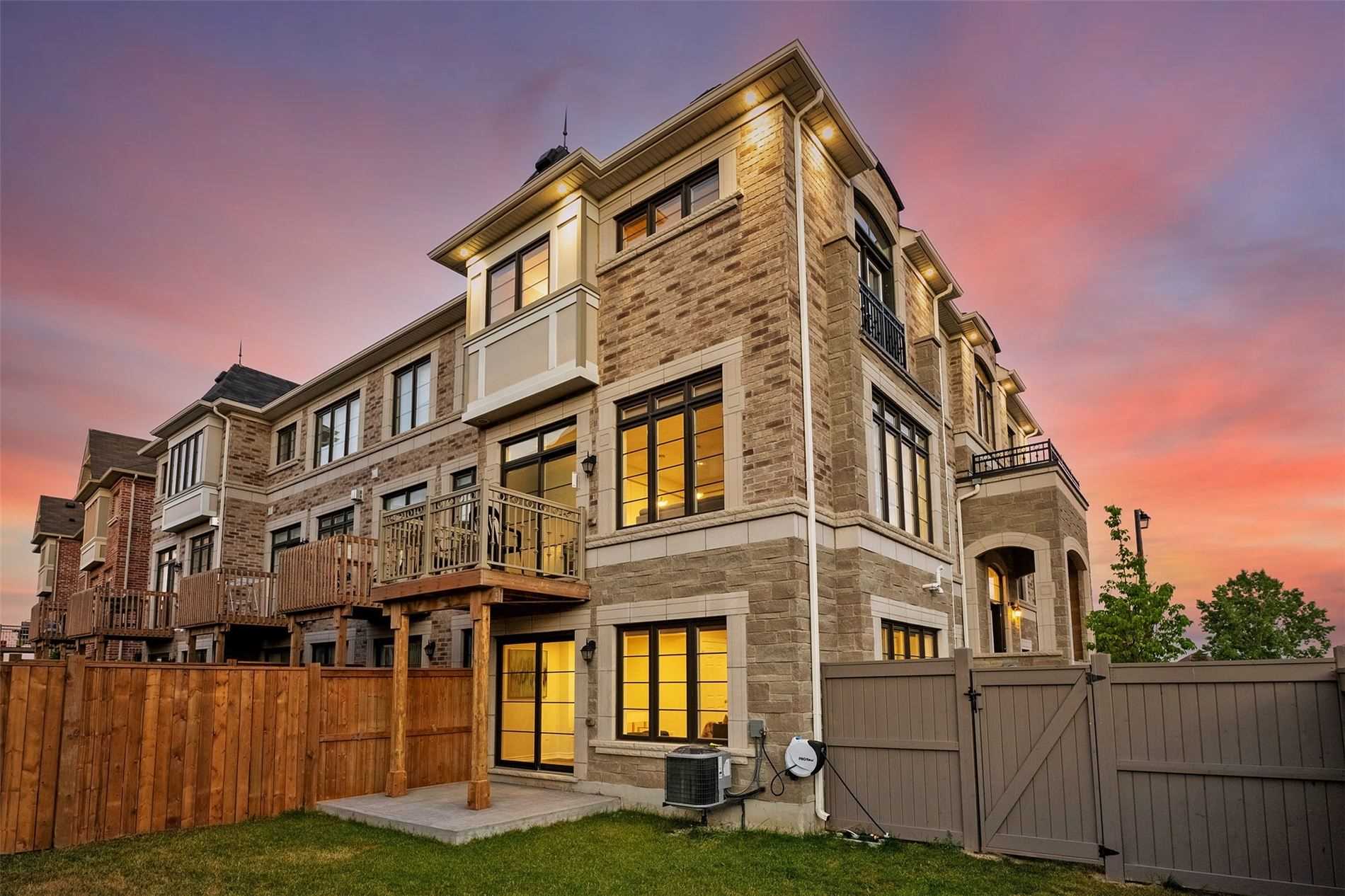 158 Farooq Blvd