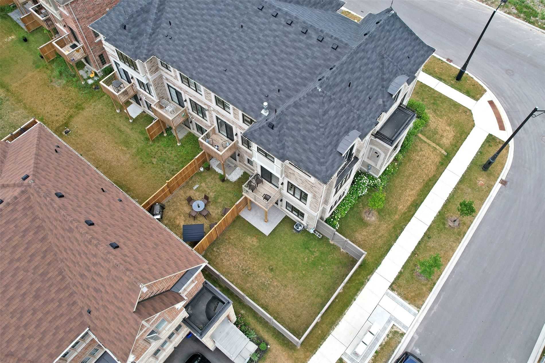 158 Farooq Blvd