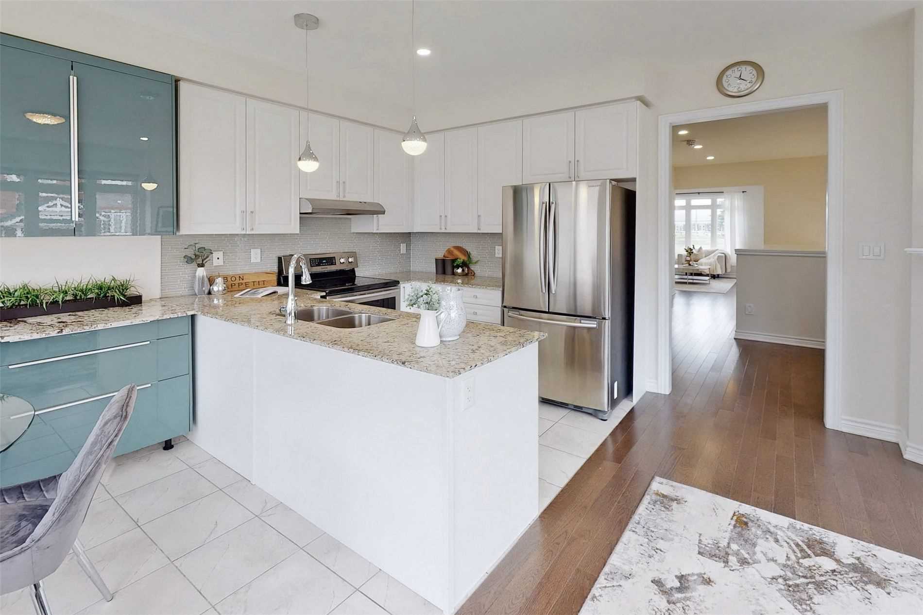 158 Farooq Blvd