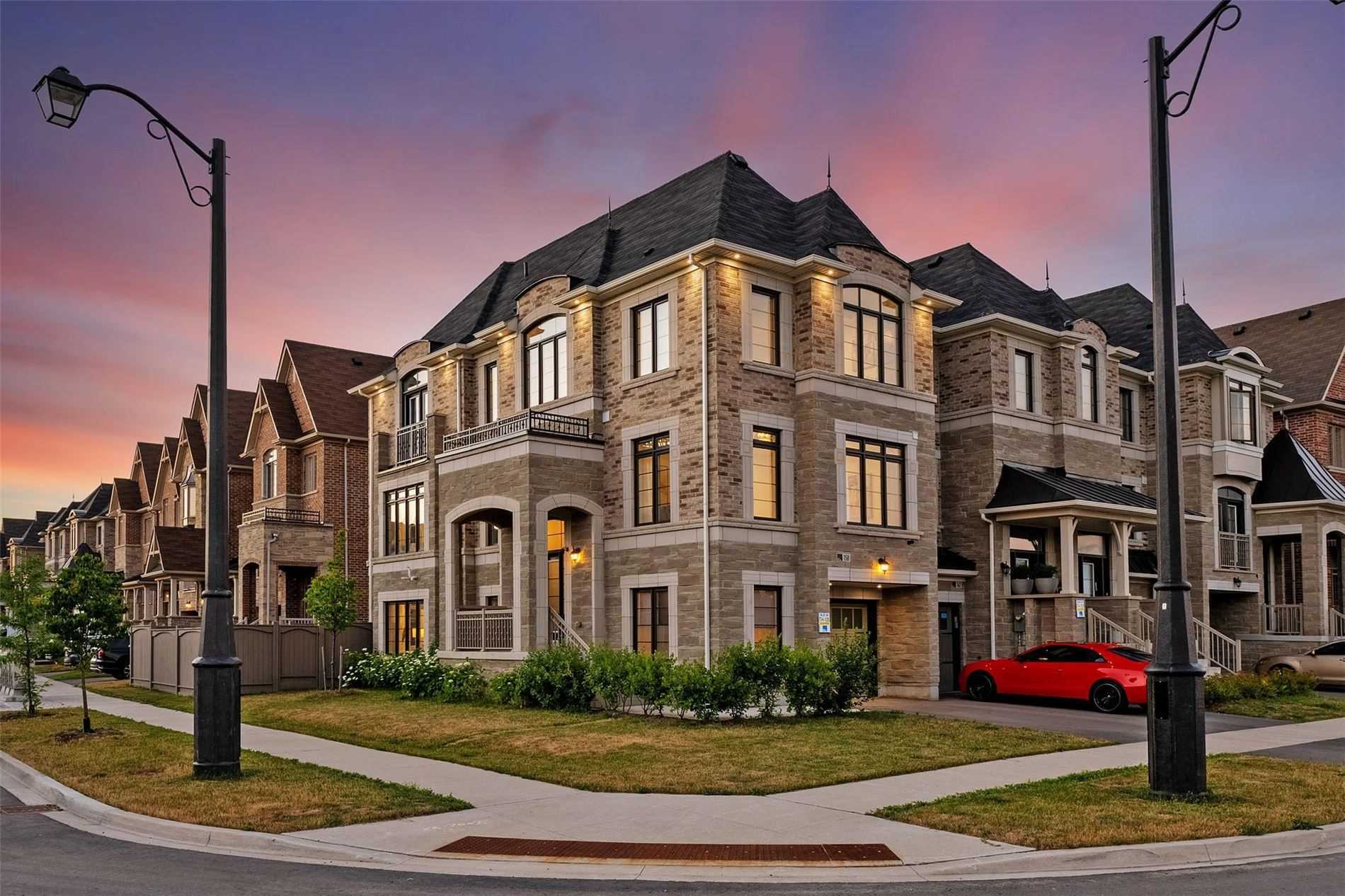 158 Farooq Blvd