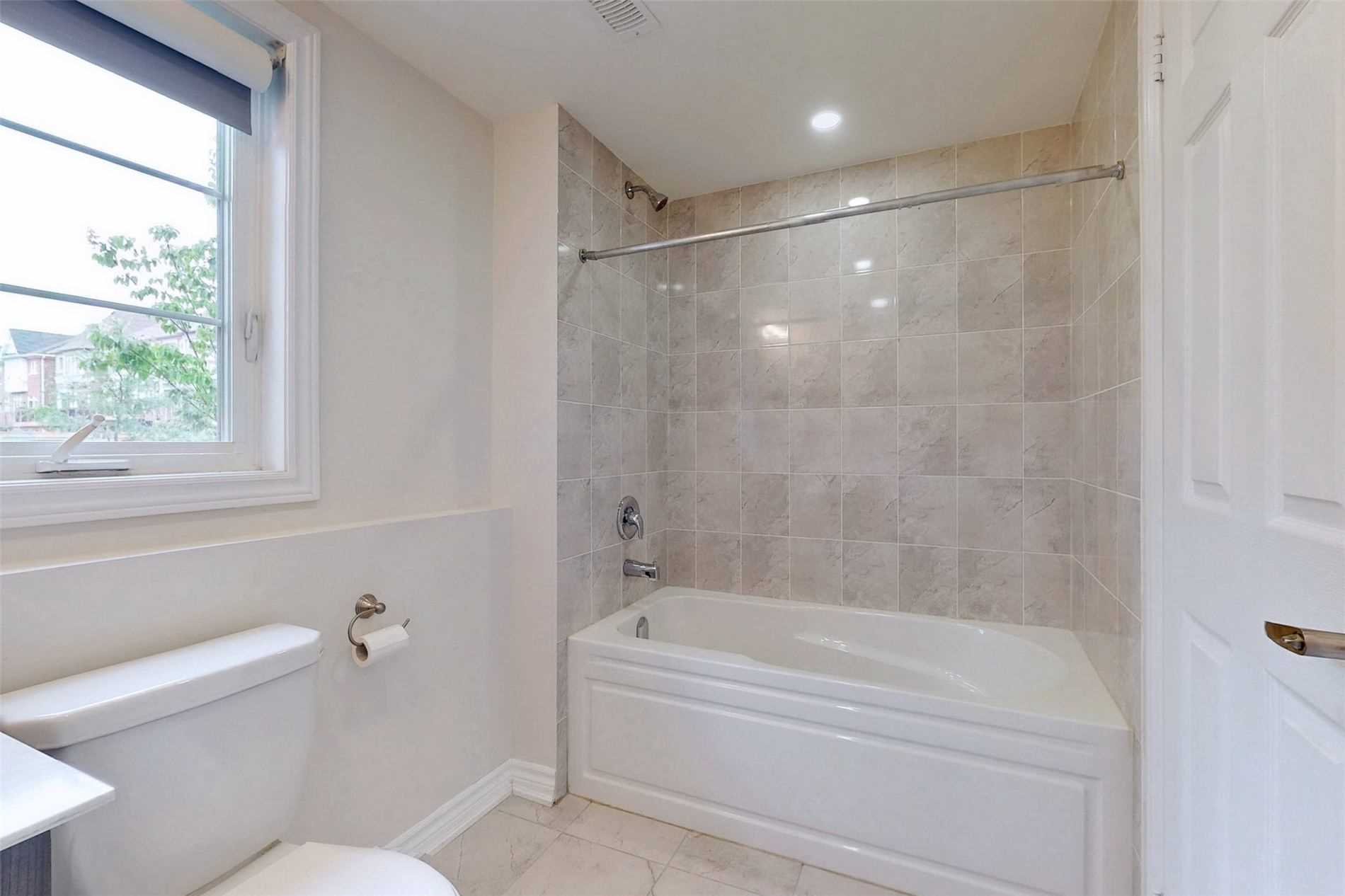 158 Farooq Blvd
