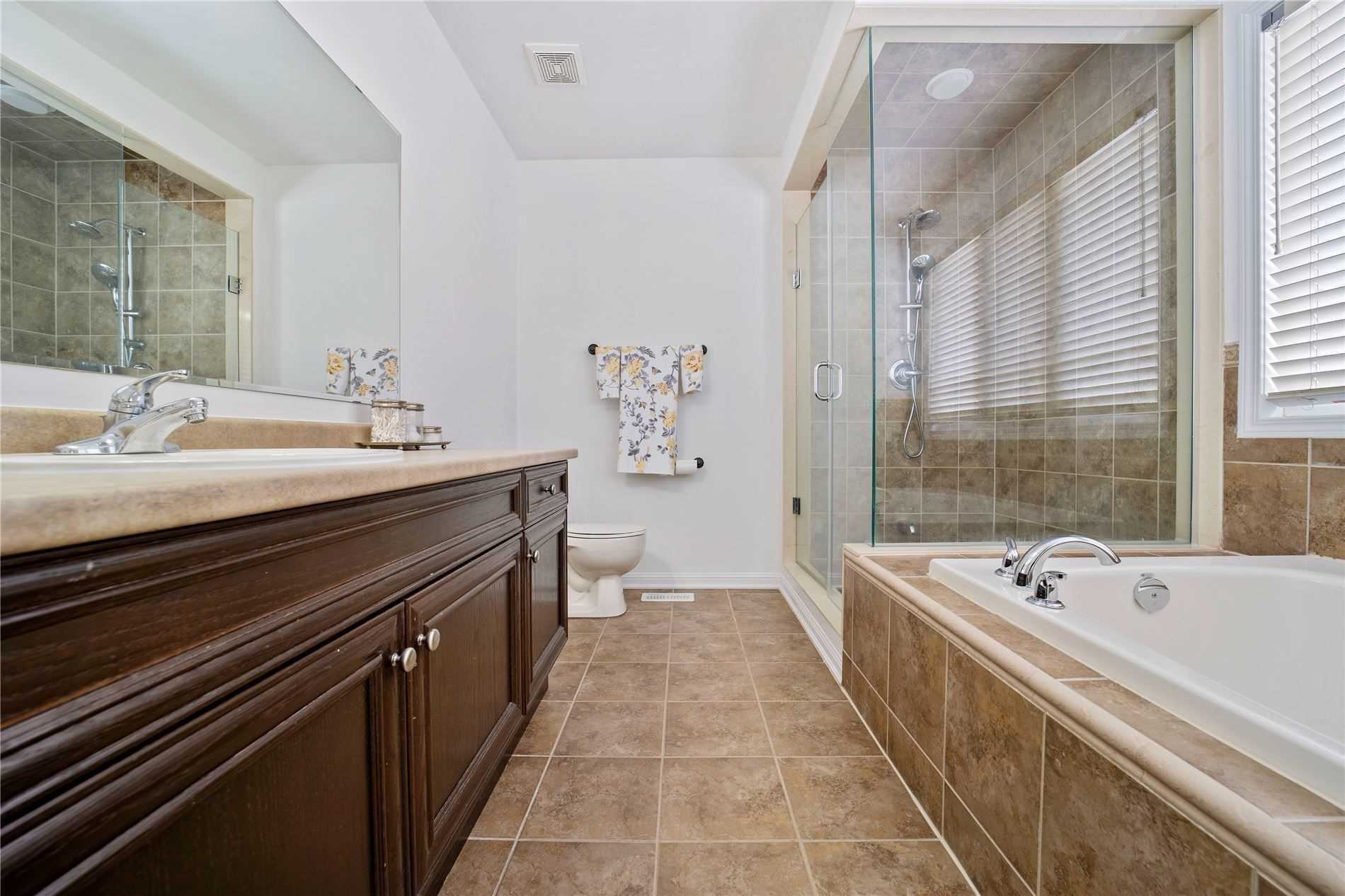 63 Ross Patrick Cres
