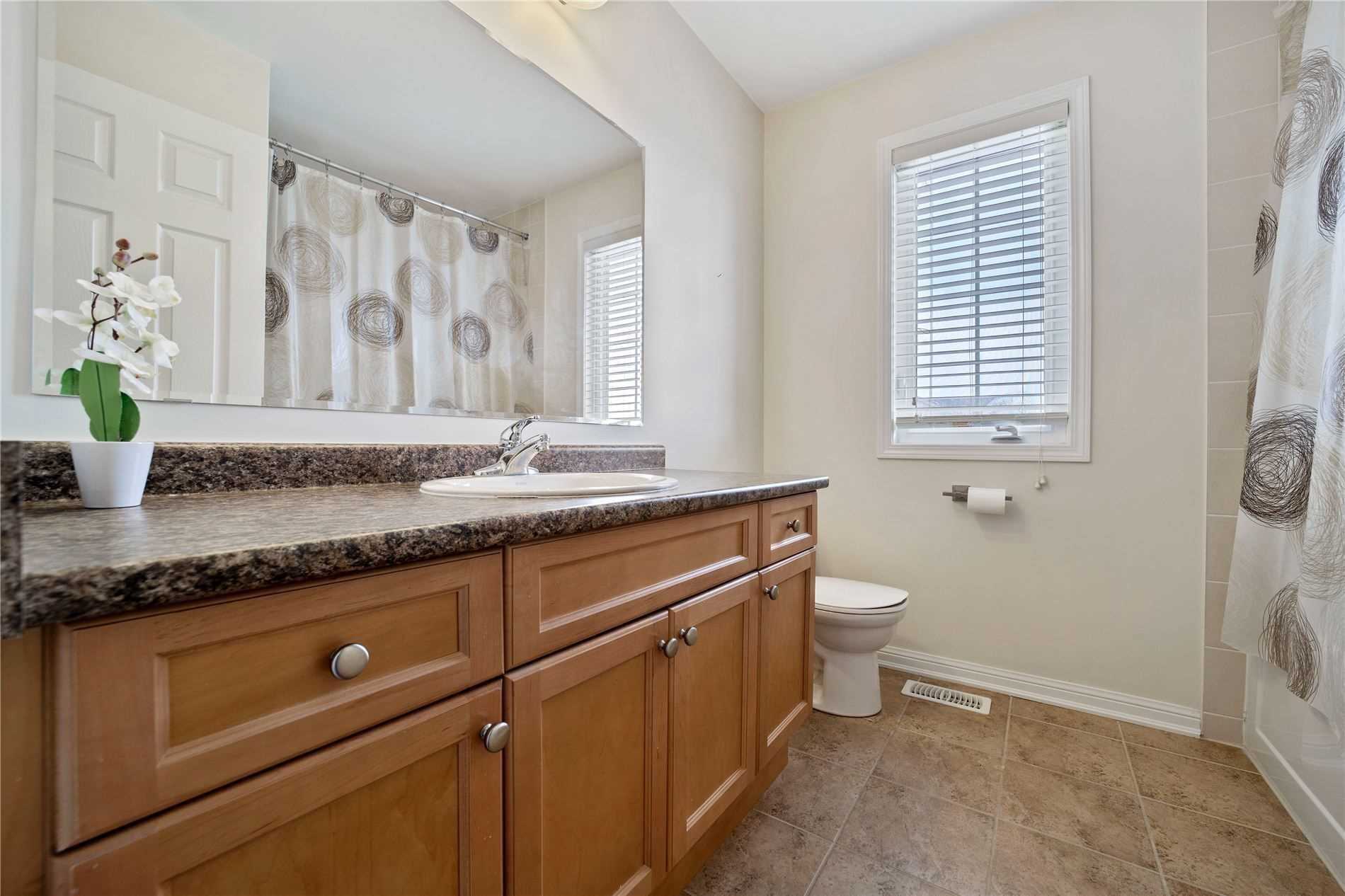 63 Ross Patrick Cres