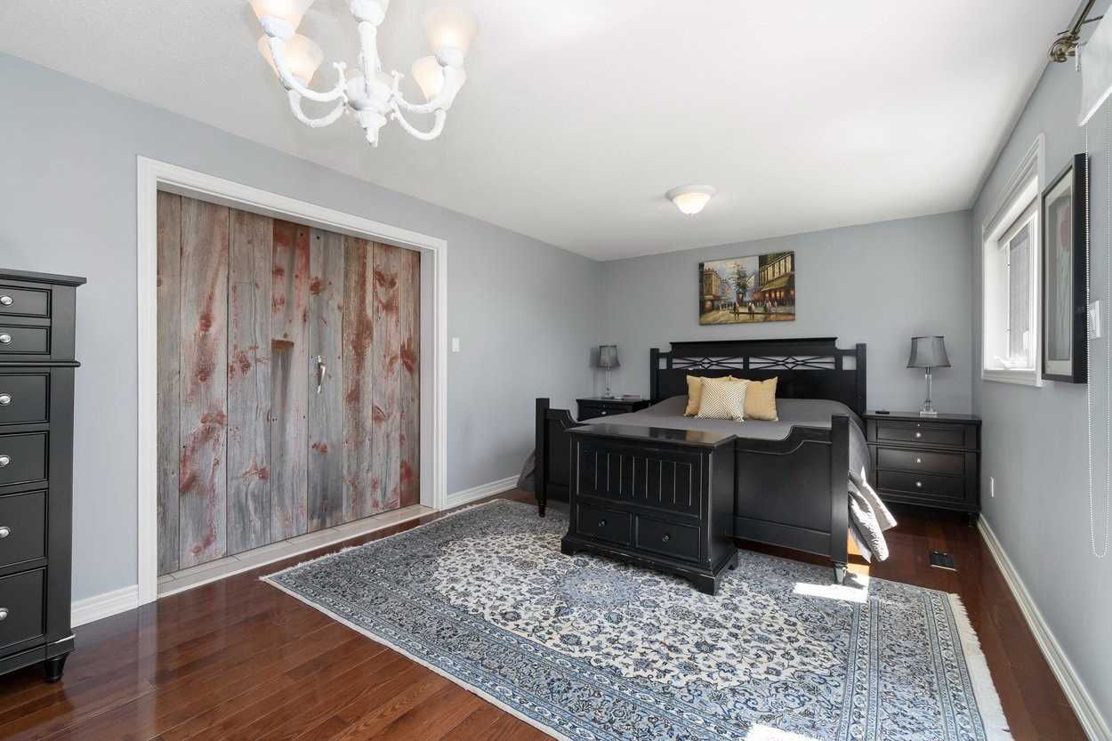 12 Alliston Rd