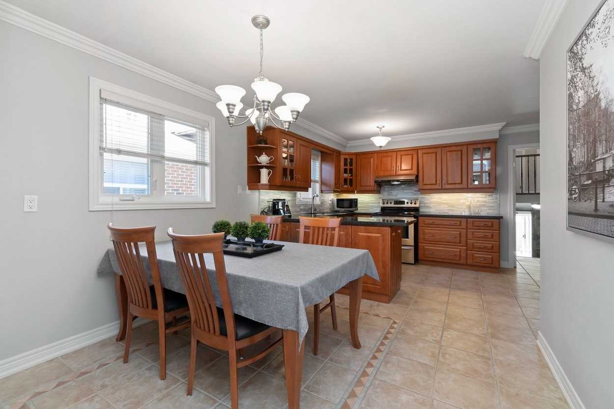 12 Alliston Rd
