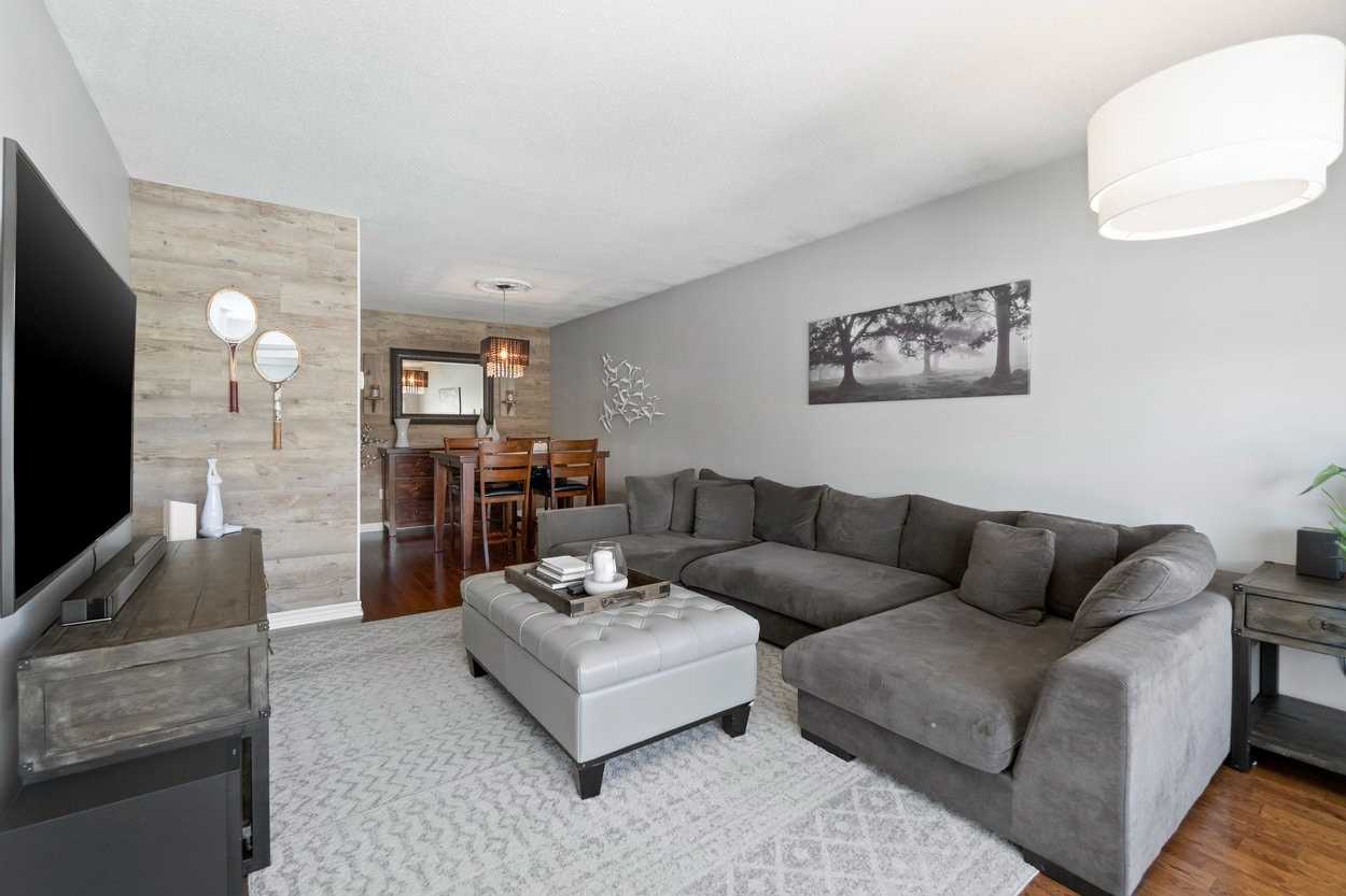12 Alliston Rd