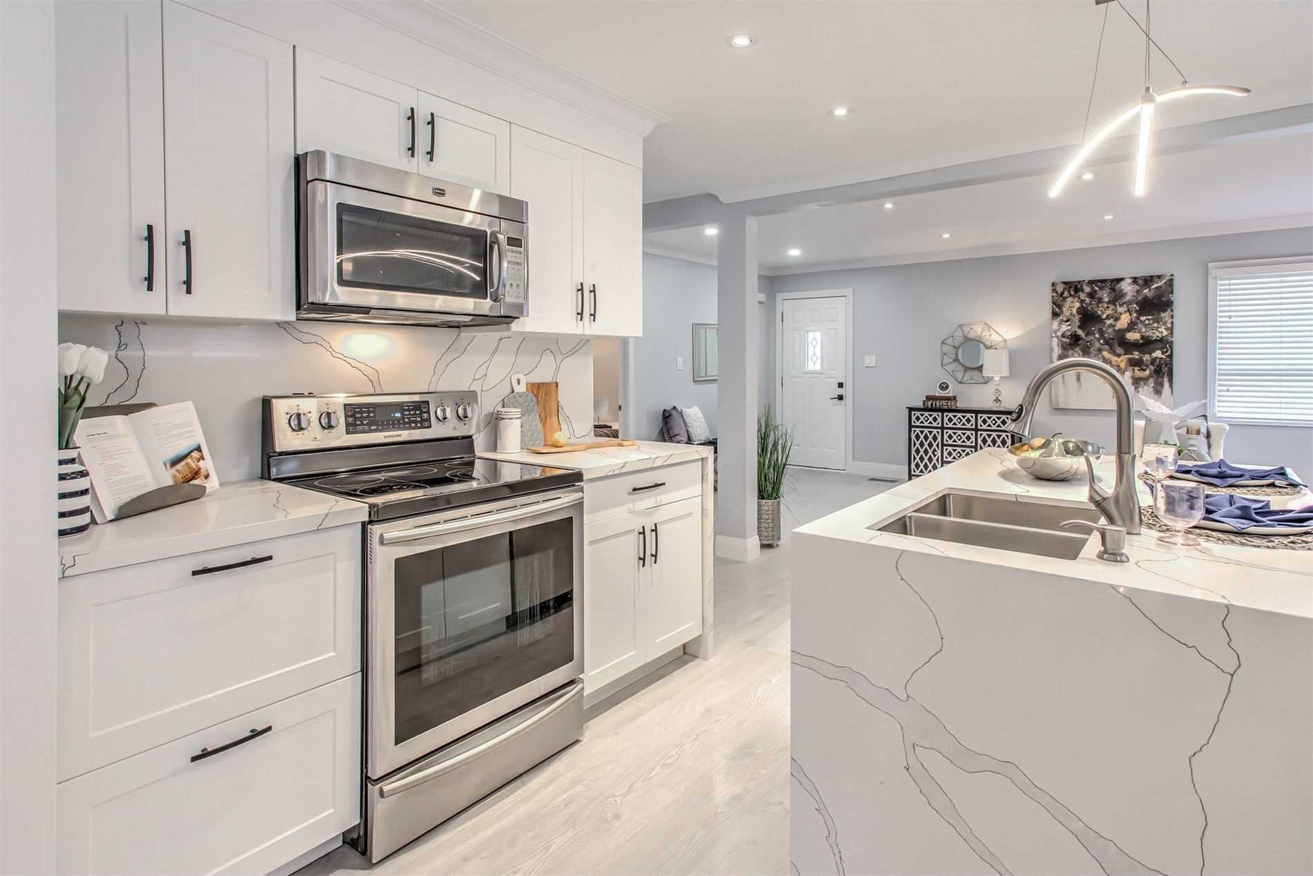 254 Andrew St