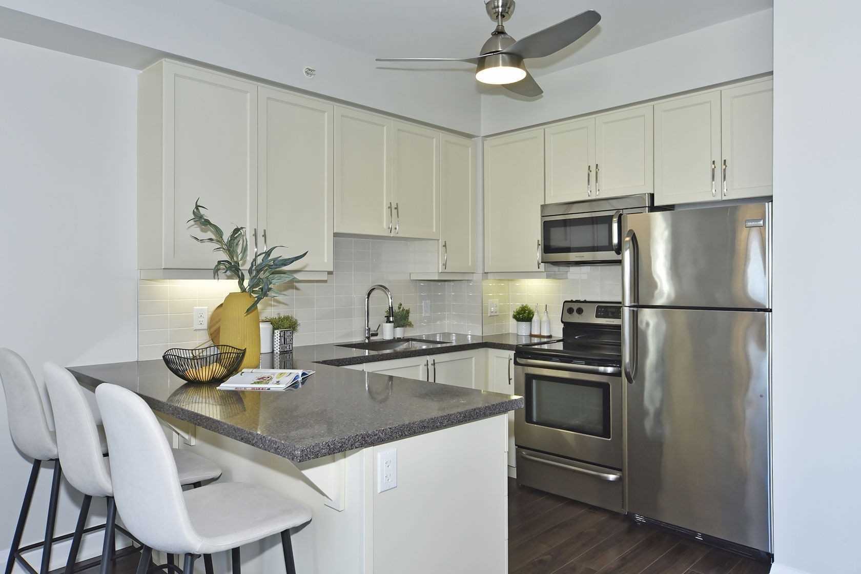 24 Woodstream Blvd, #310