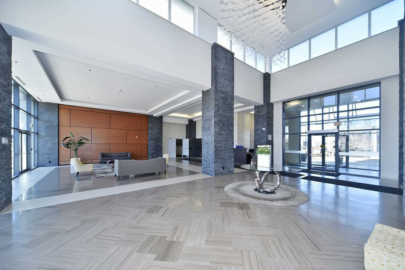 24 Woodstream Blvd, #310