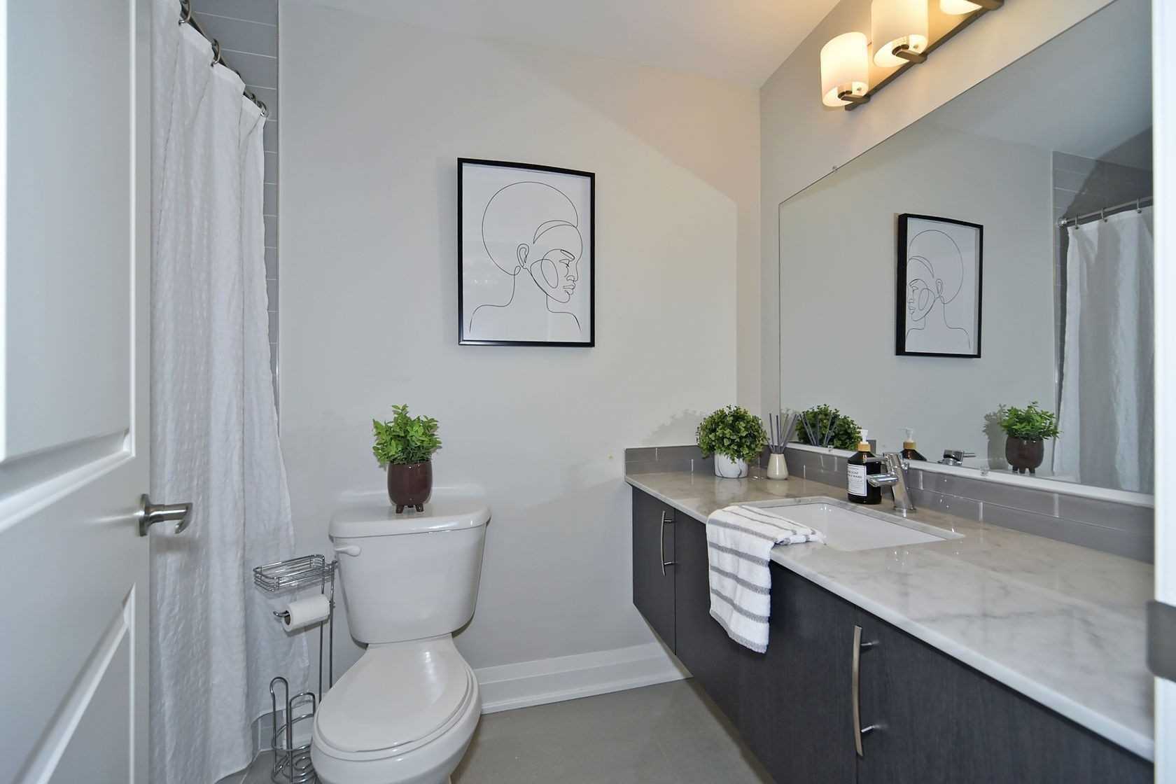 24 Woodstream Blvd, #310
