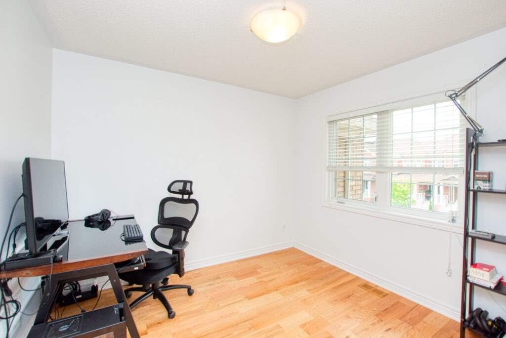 110 Mccann Cres