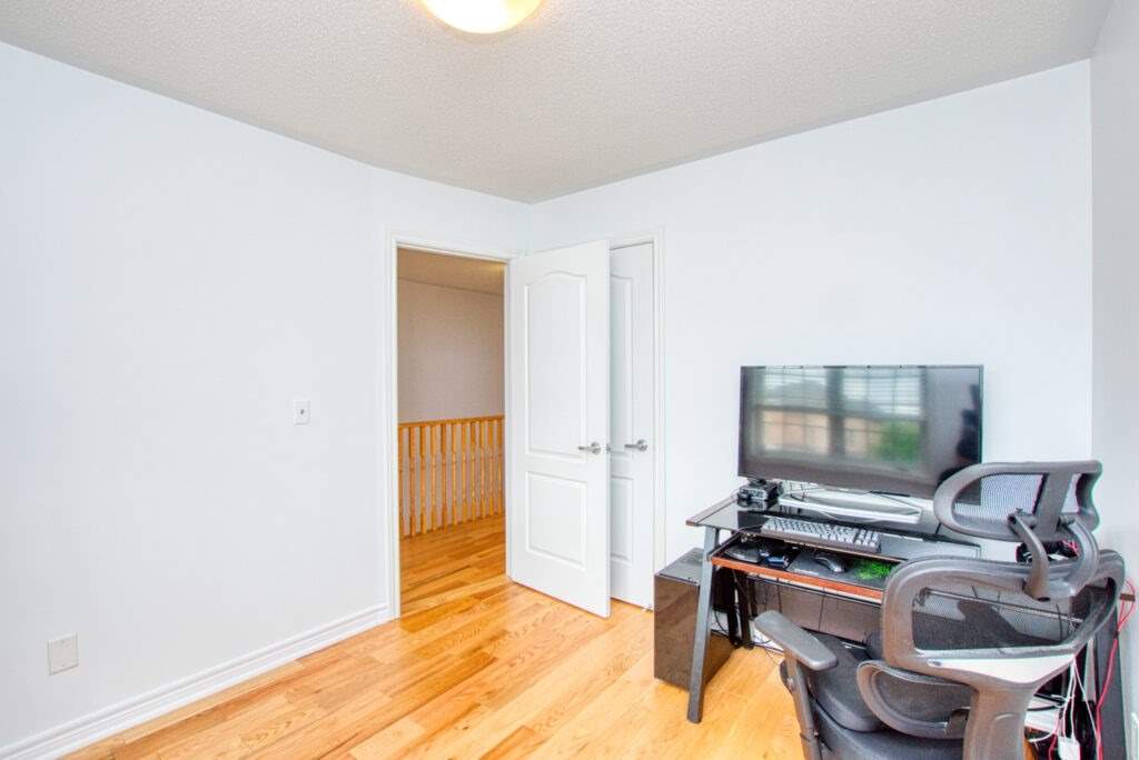 110 Mccann Cres