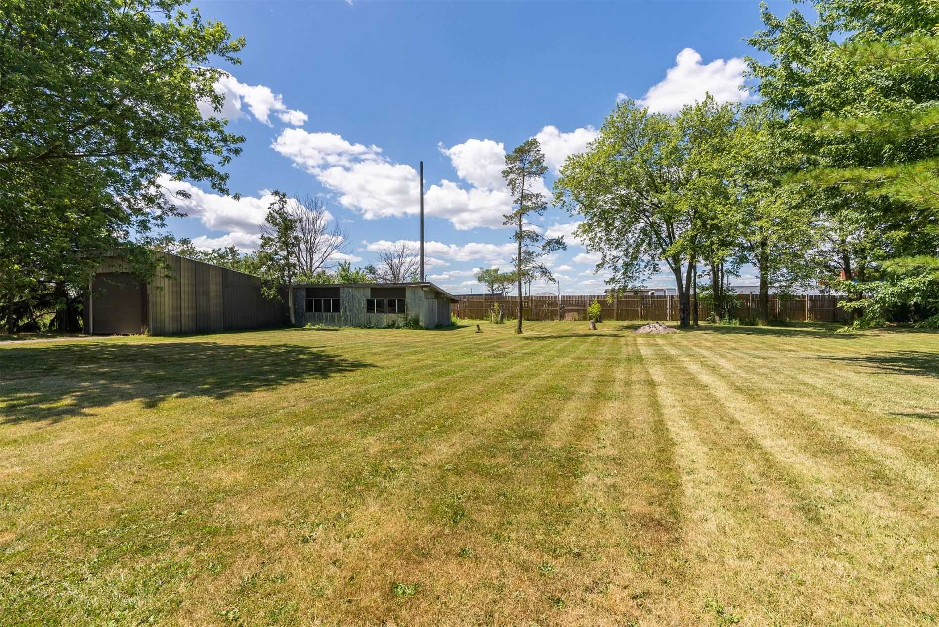 Listing N5698689 - Large Photo # 2