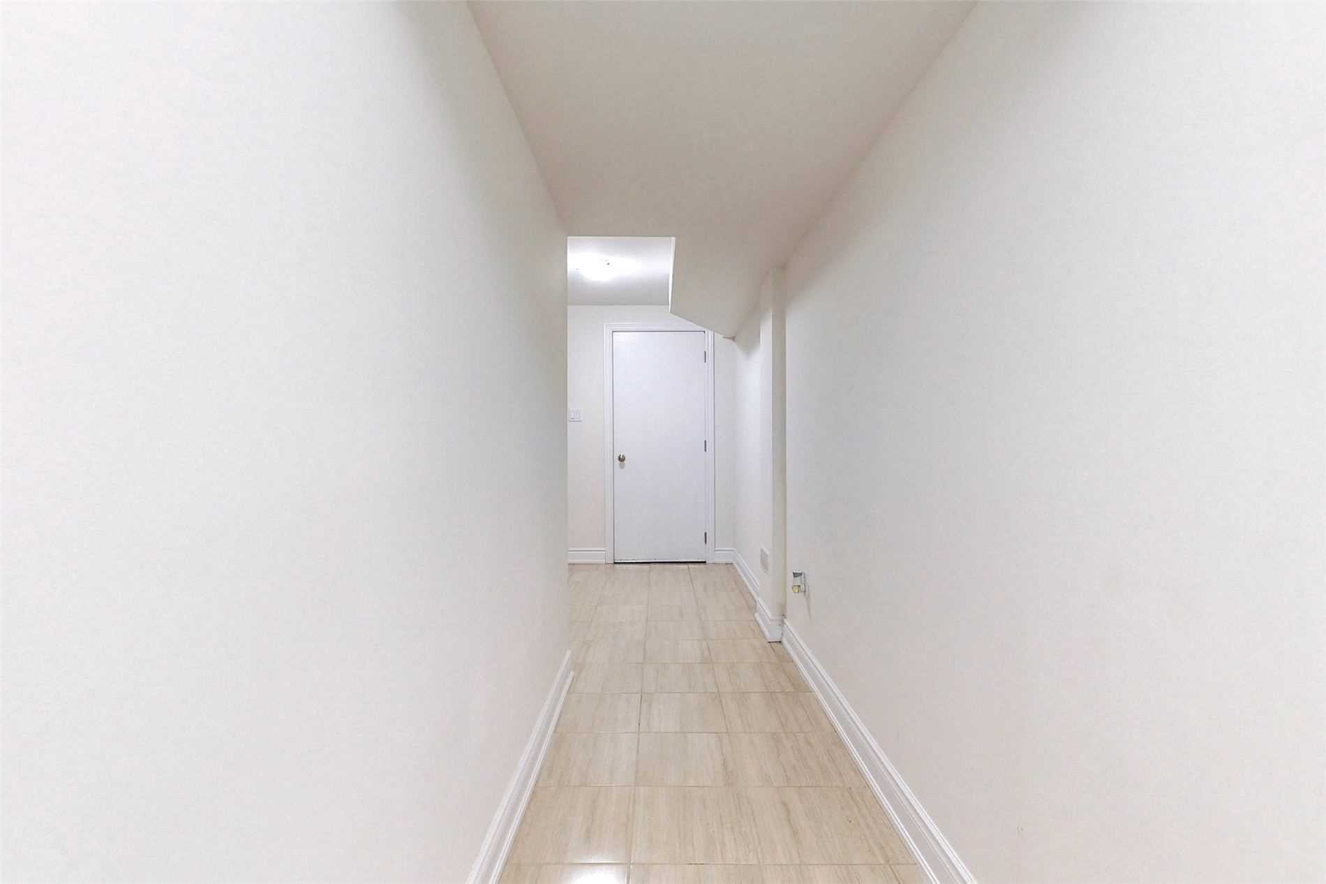136 Stormont Tr