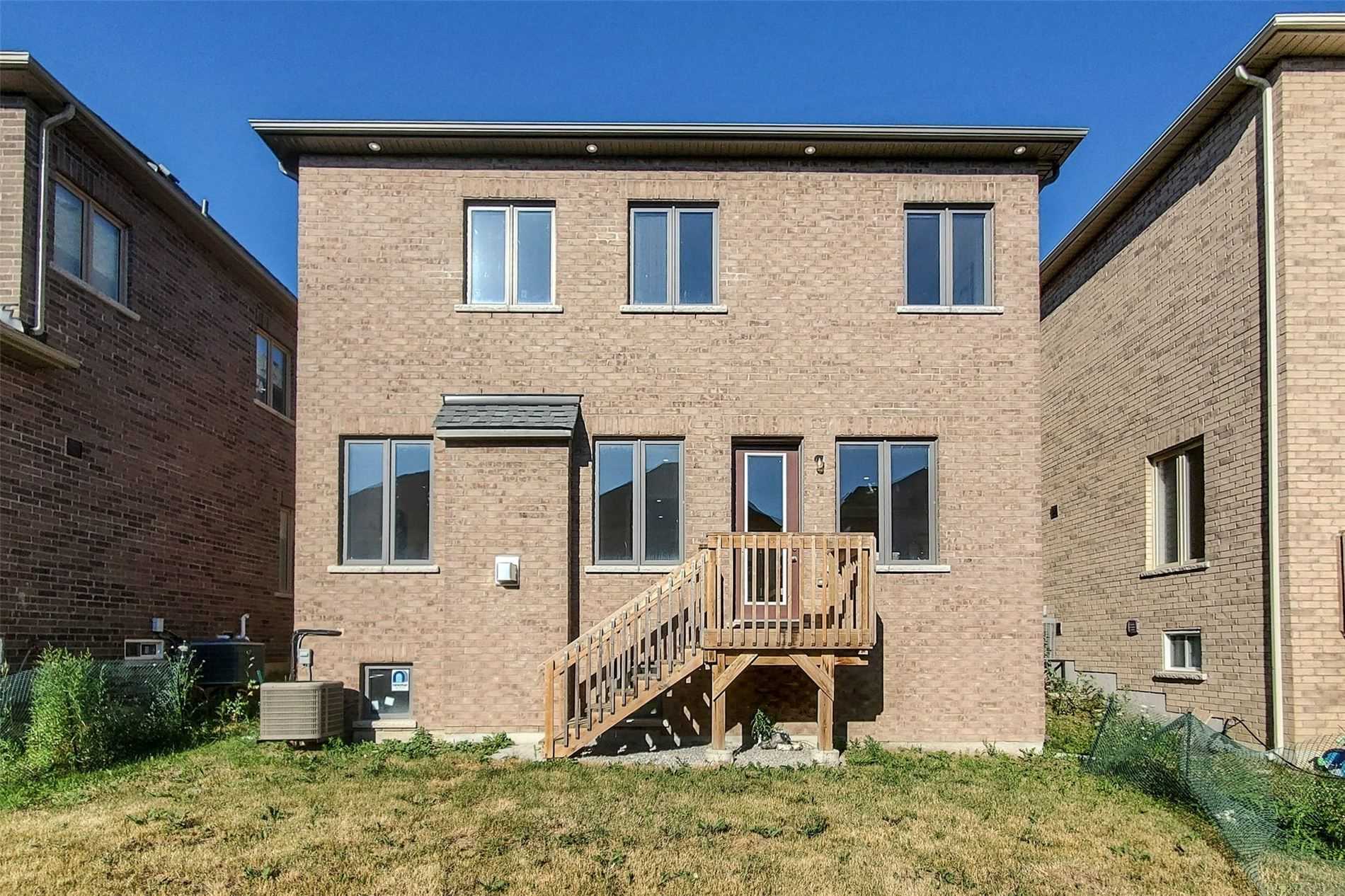 136 Stormont Tr