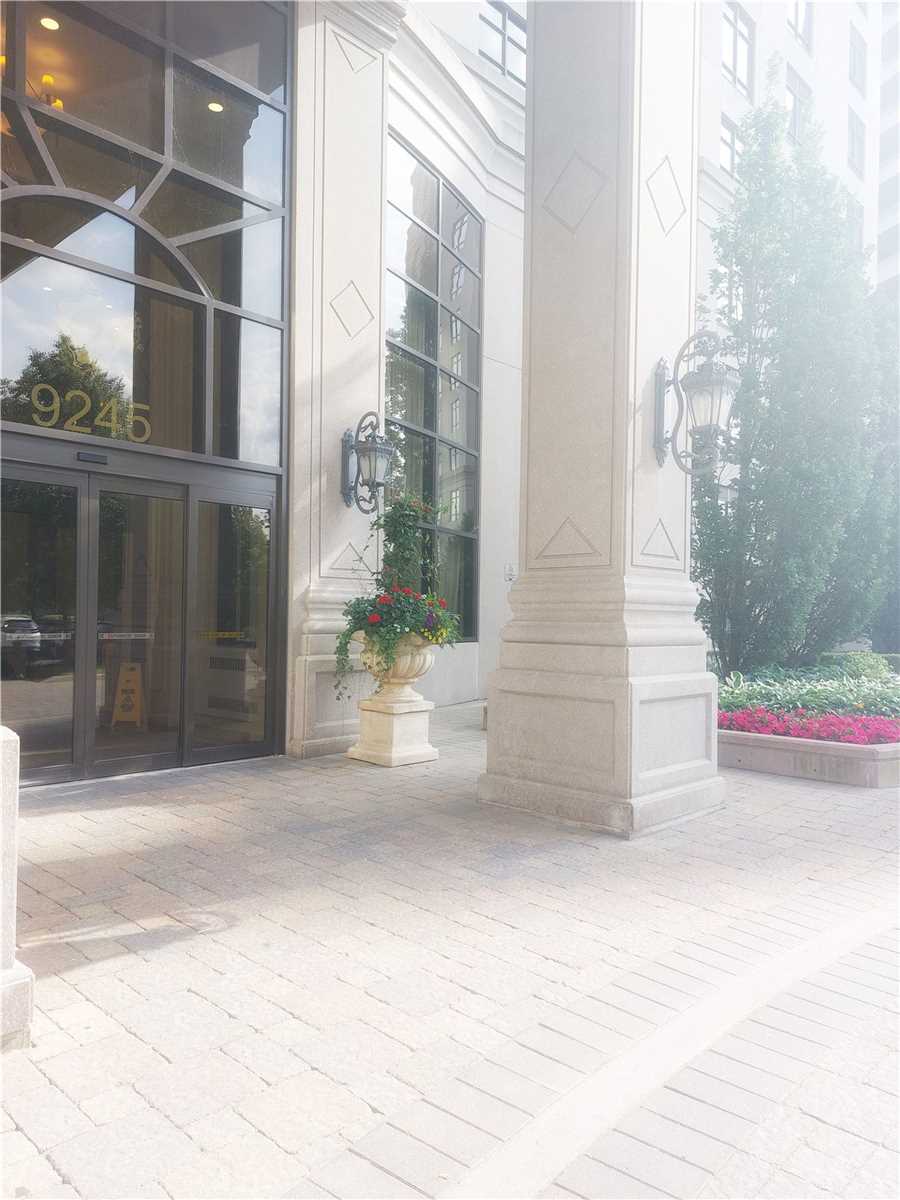 9245 Jane St, #1114