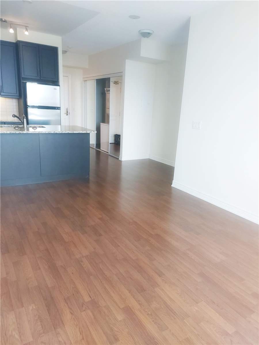 9245 Jane St, #1114