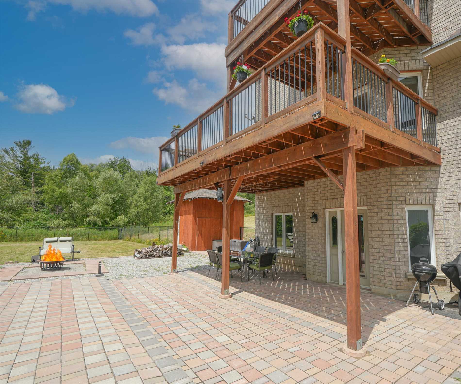 31 Grandview Cres