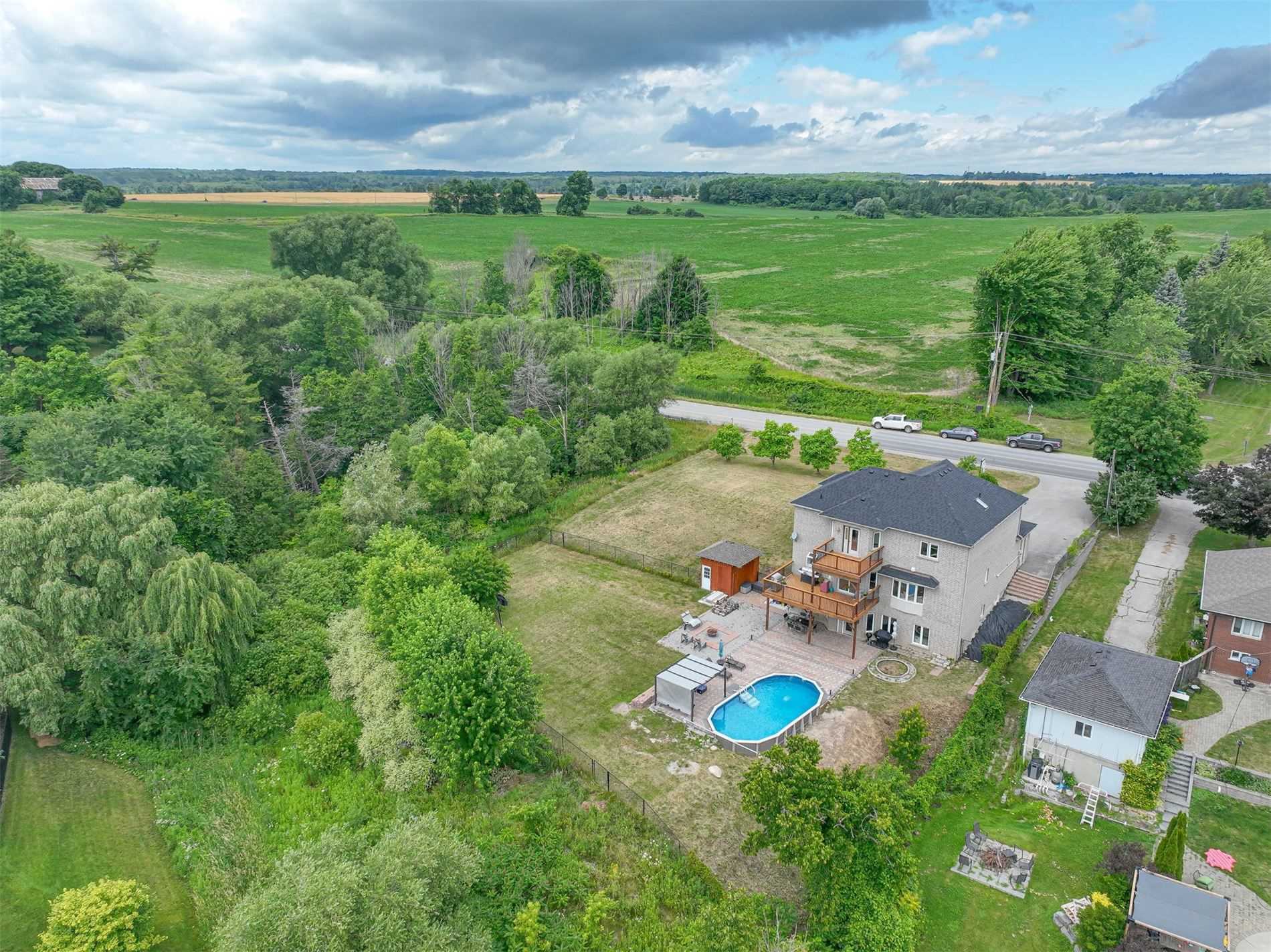 31 Grandview Cres
