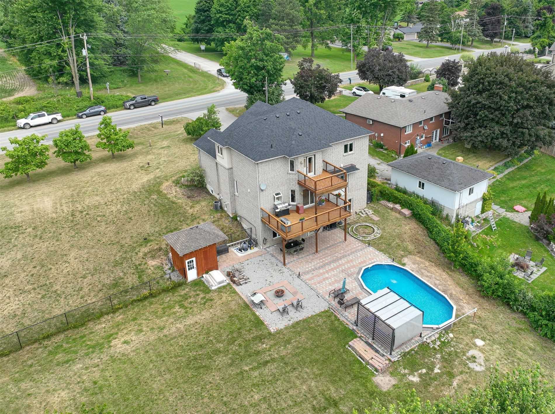 31 Grandview Cres