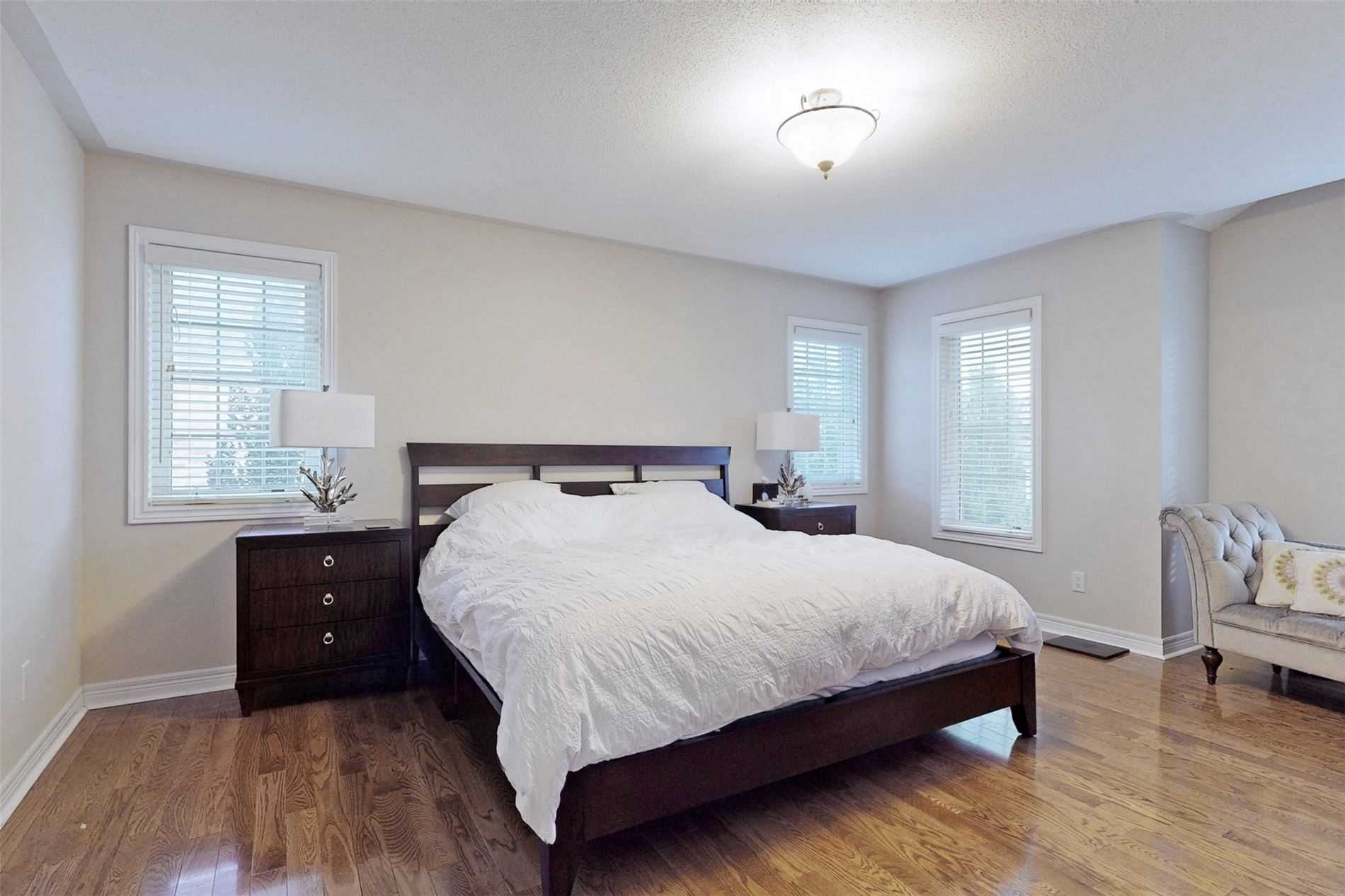 266 Rivermill Cres