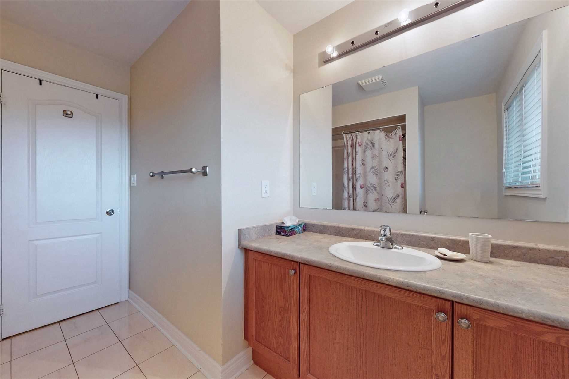 266 Rivermill Cres