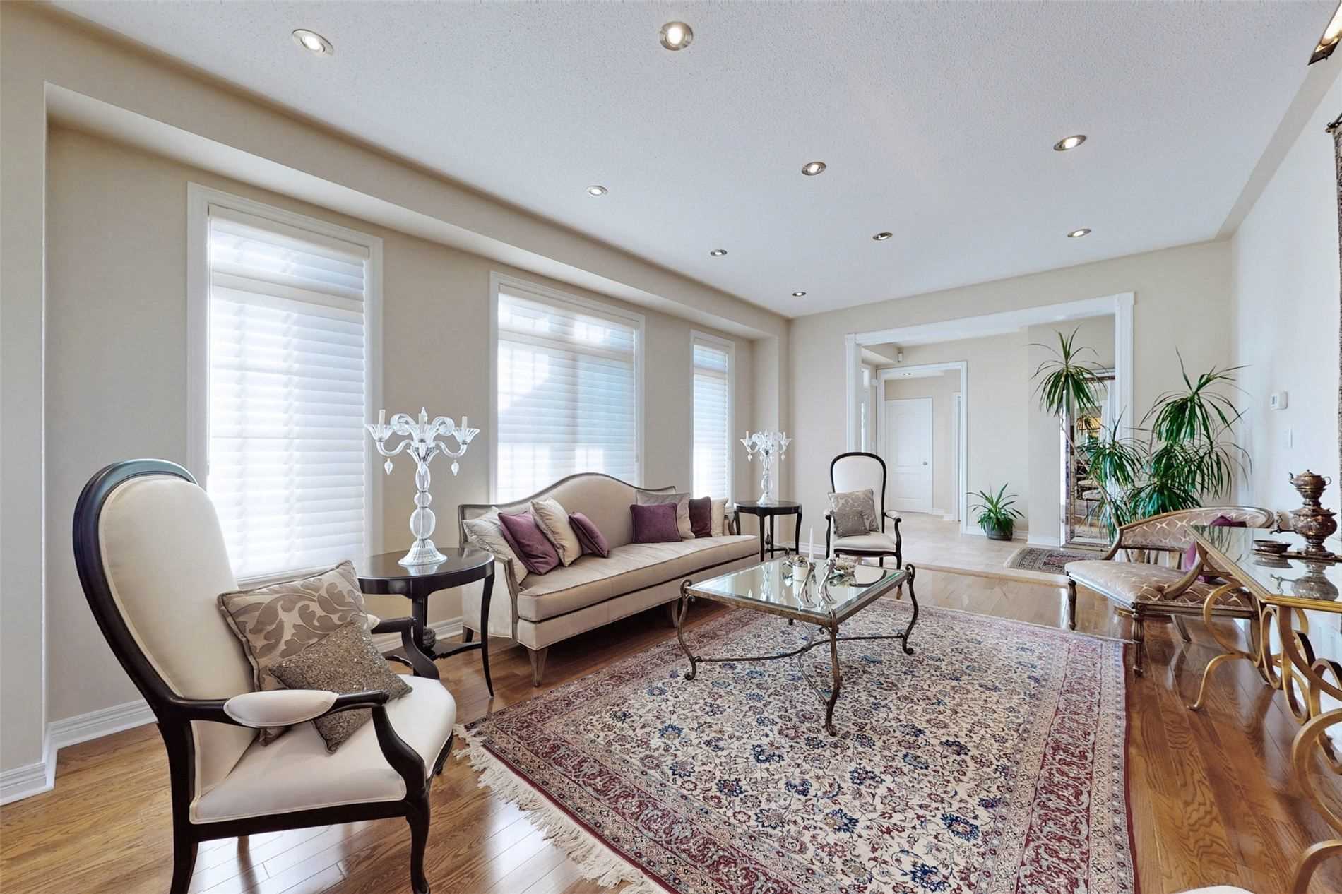 266 Rivermill Cres
