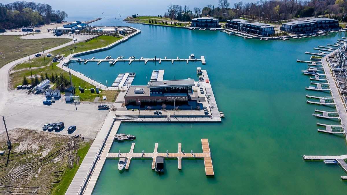 303 Broward Way, #97