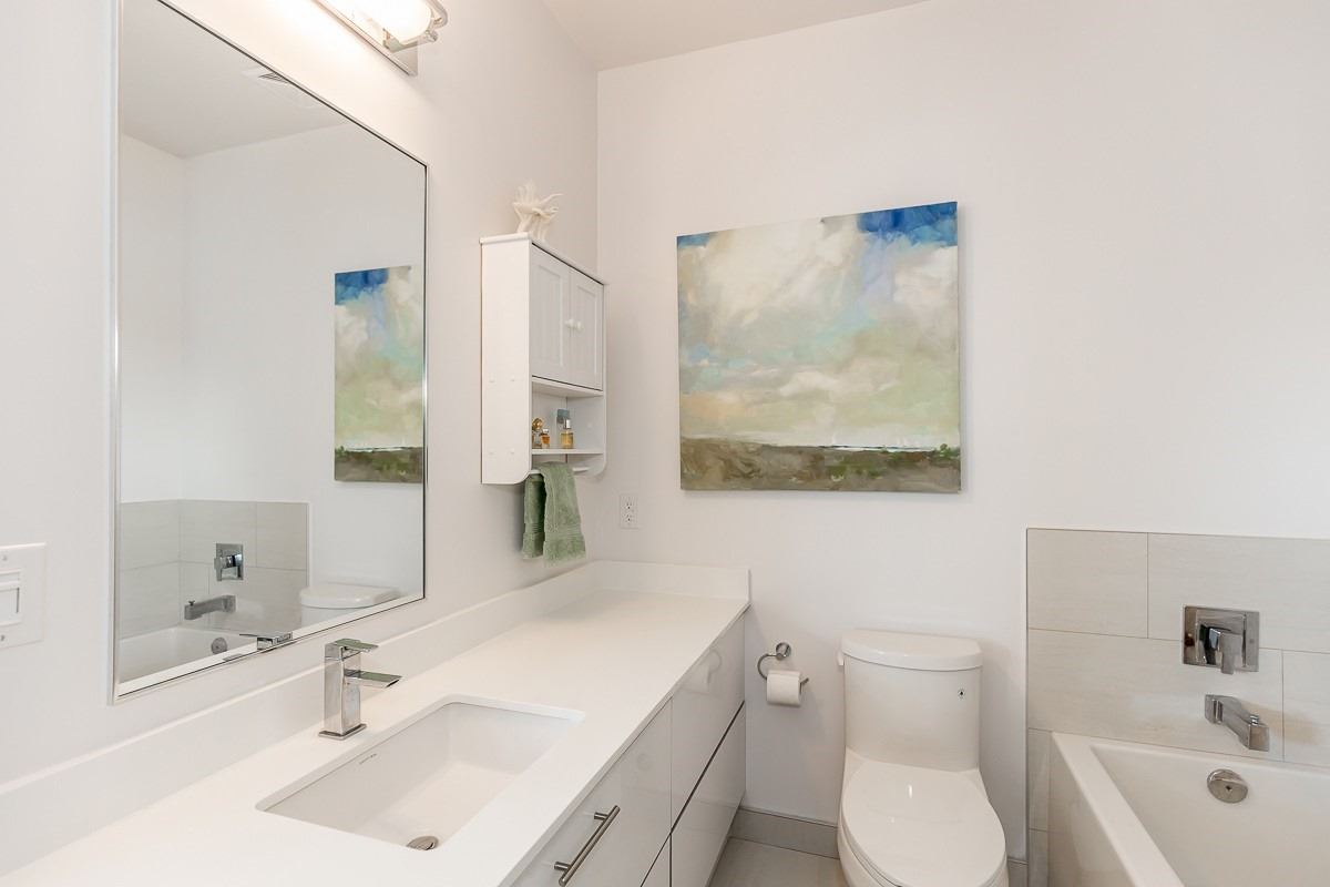 303 Broward Way, #97
