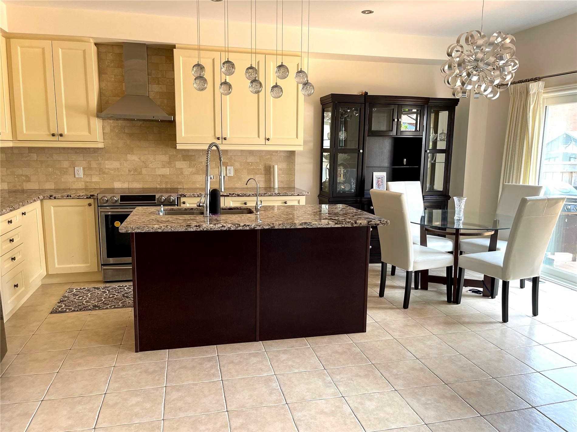 34 Brookview Dr