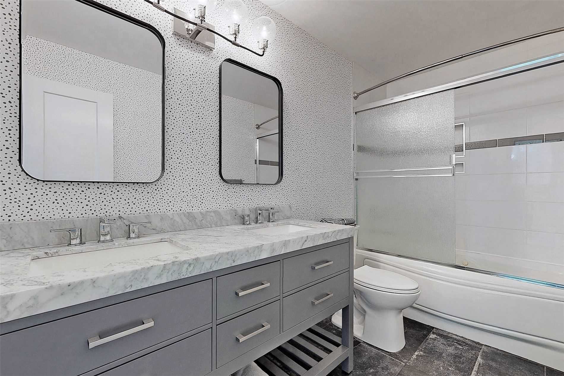 543 Timothy St, #319
