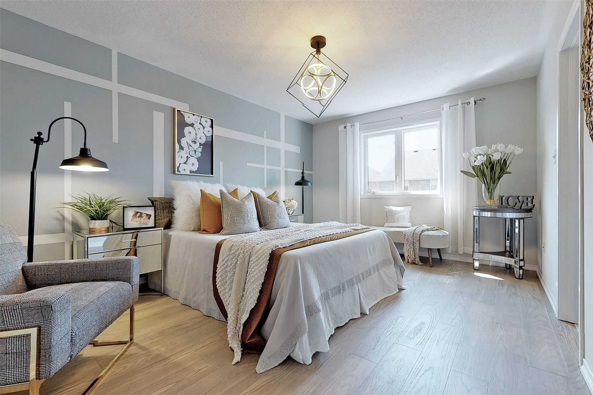 1281 Blencowe Cres