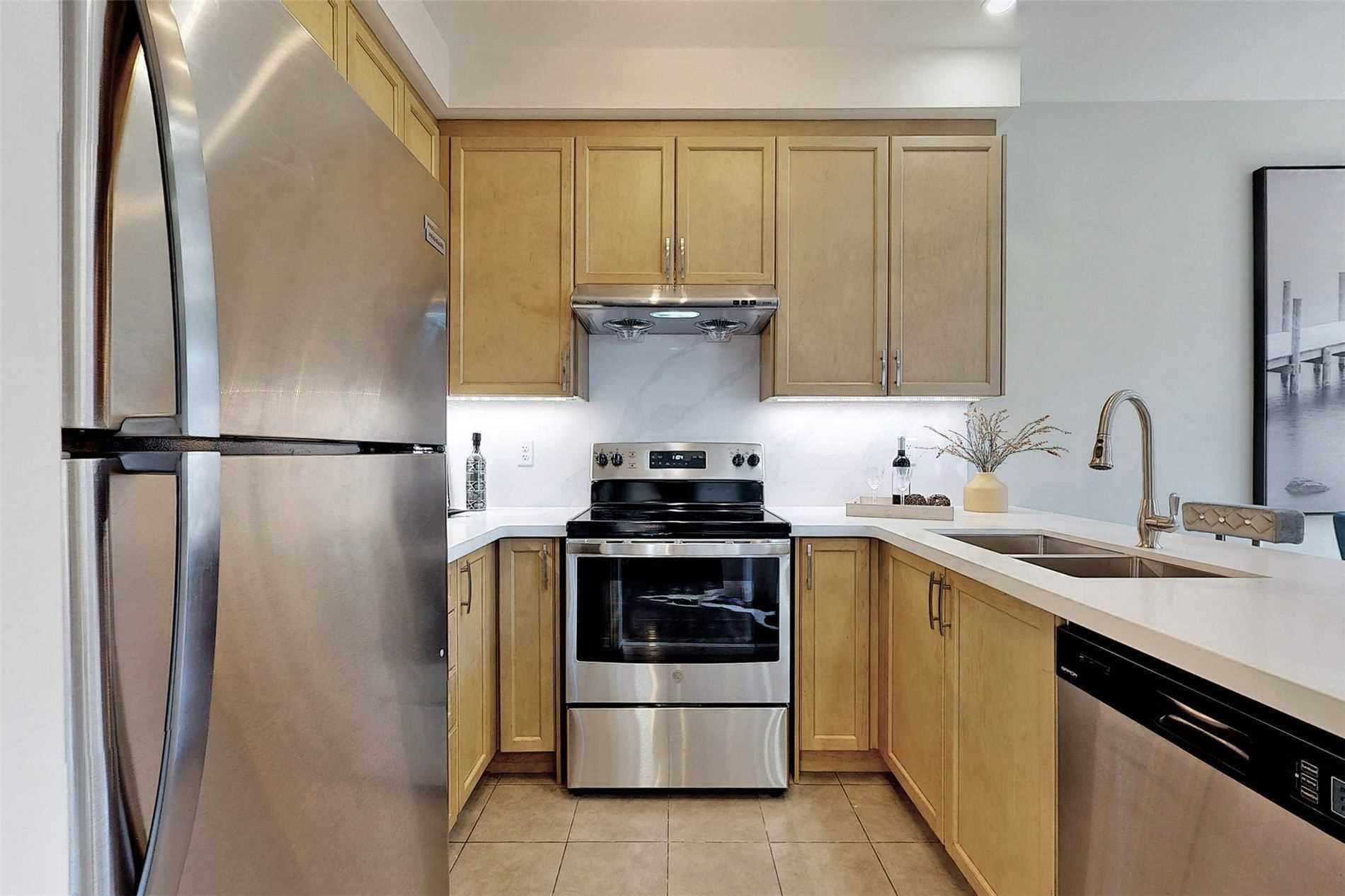 1281 Blencowe Cres