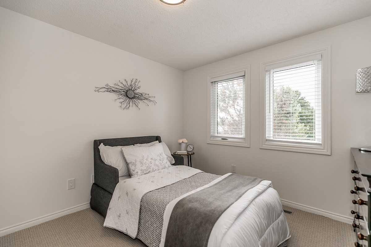 191 Billings Cres