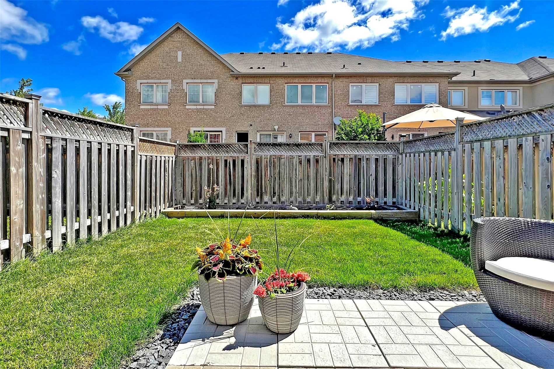 17 Rogers Tr