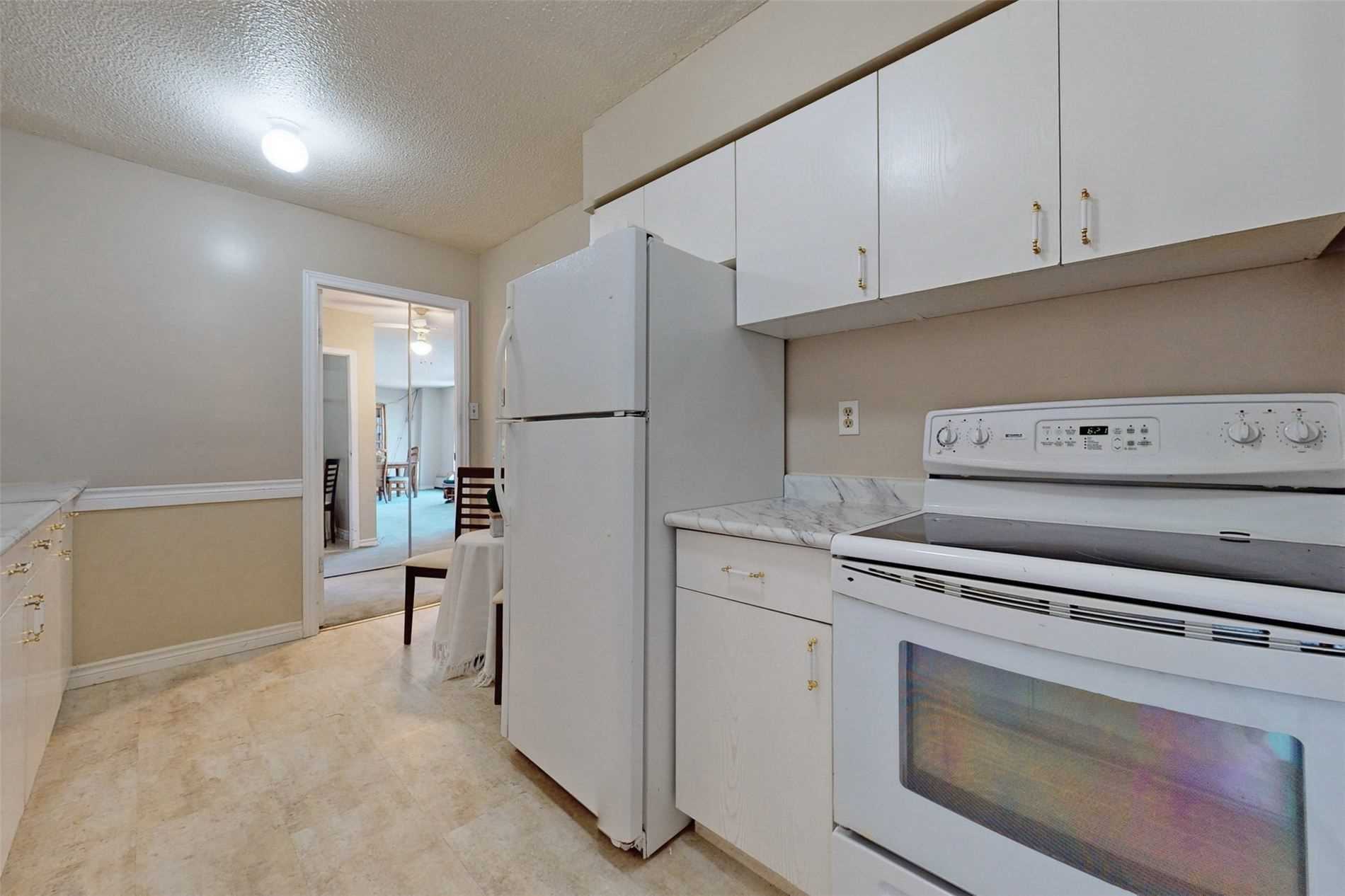 180 Dudley Ave, #601