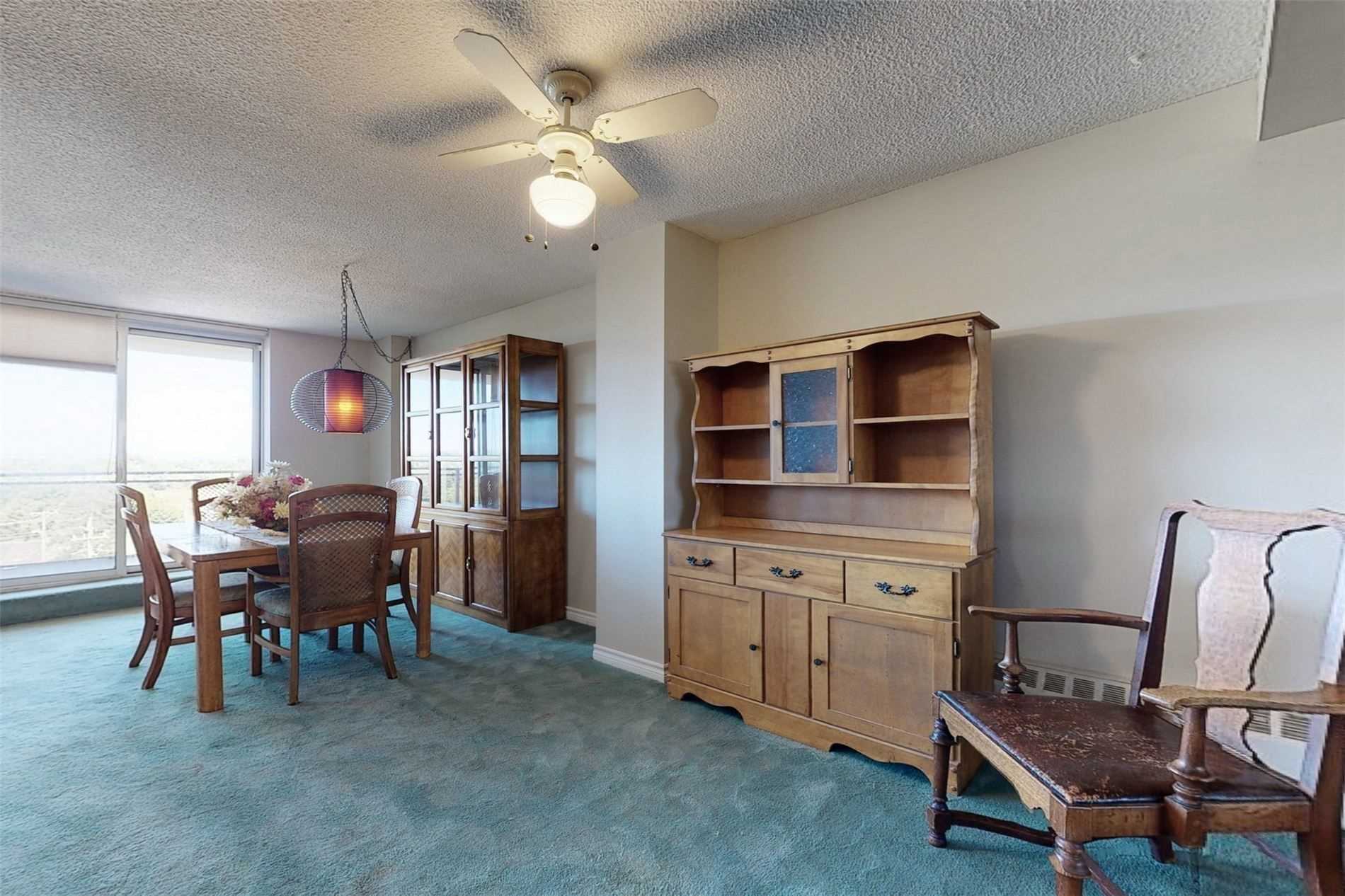 180 Dudley Ave, #601