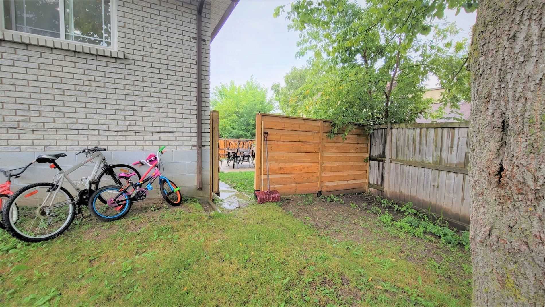 183 Collings Ave