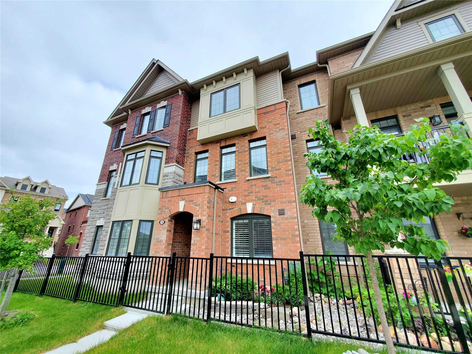 32 Cafaro Lane