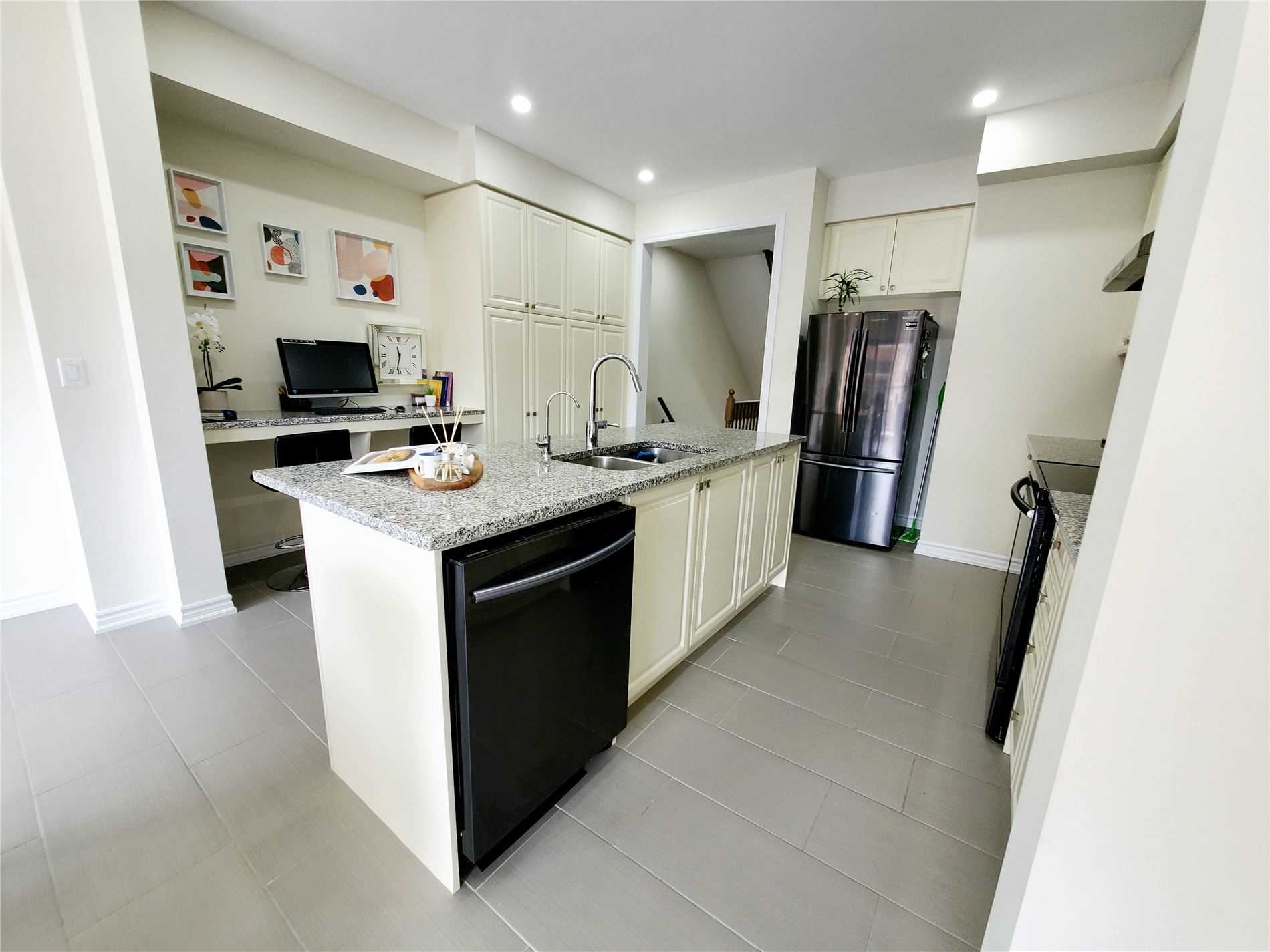 32 Cafaro Lane