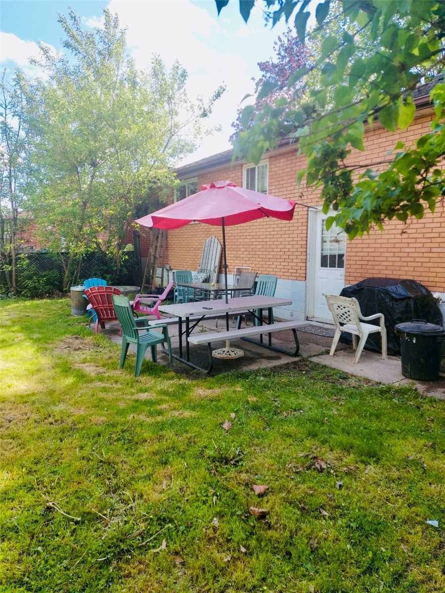 217 Maplegrove Ave