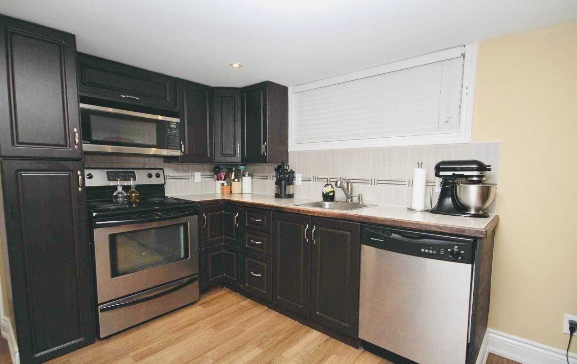 217 Maplegrove Ave